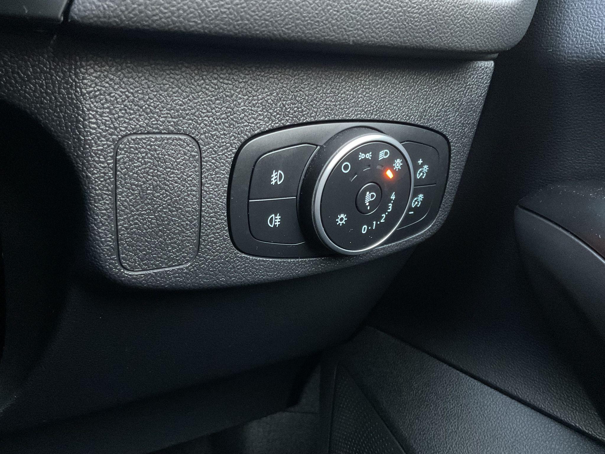 Ford Focus Image 15