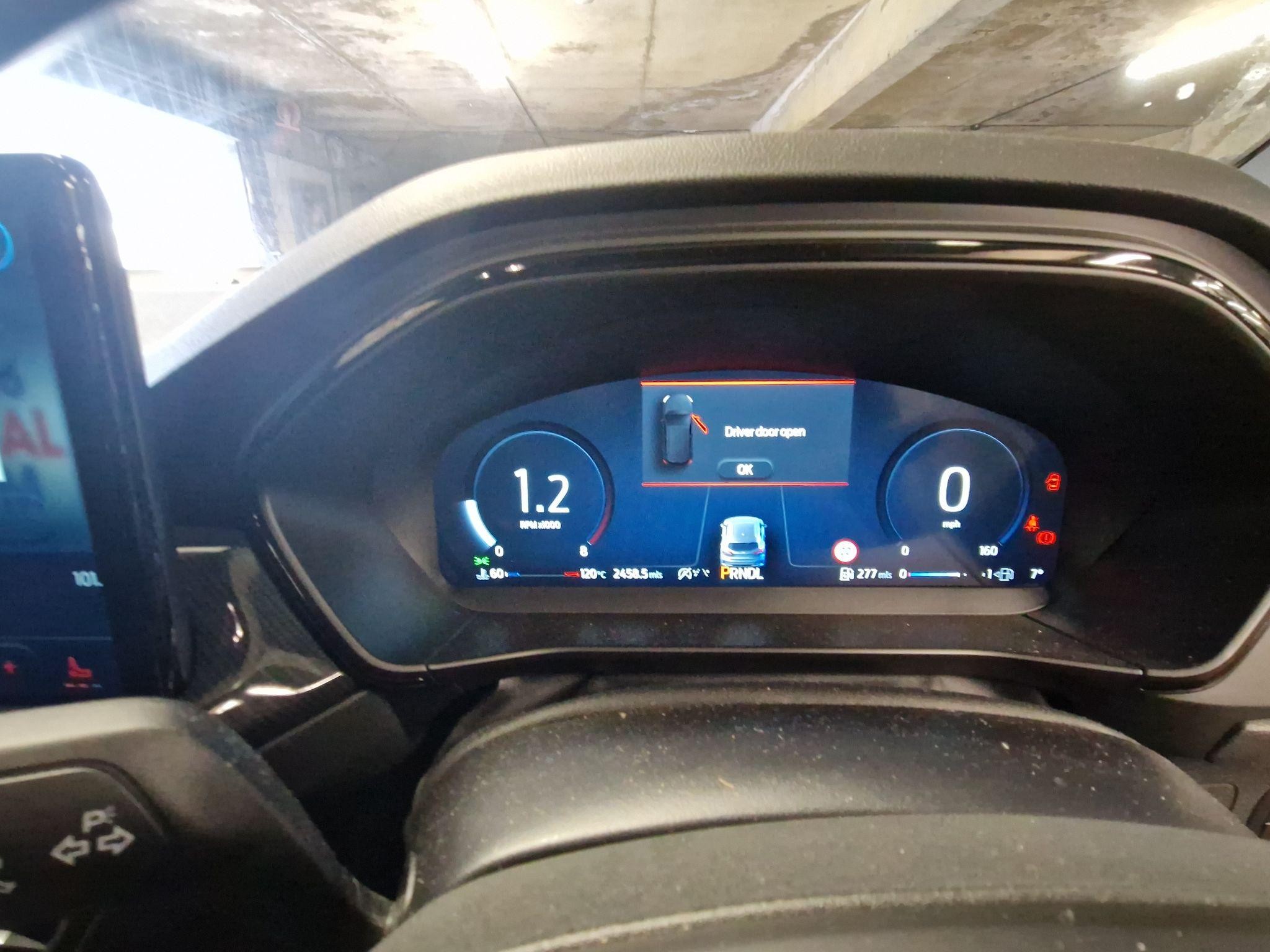 Ford Focus Image 11