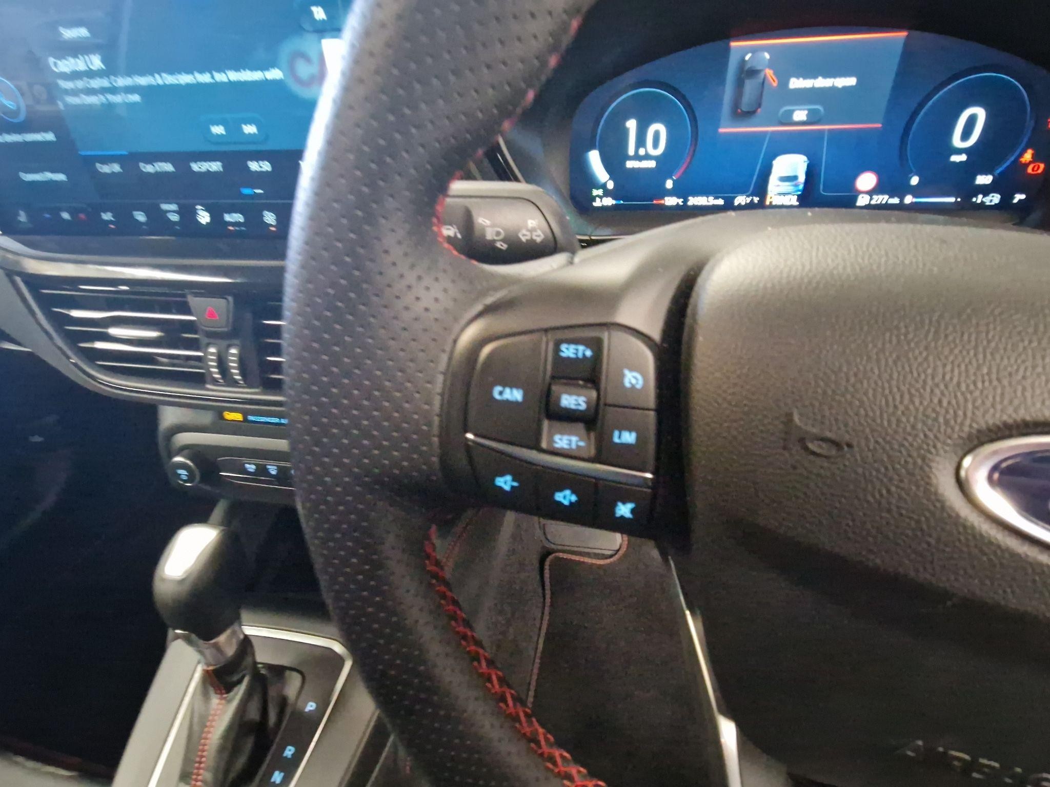 Ford Focus Image 23
