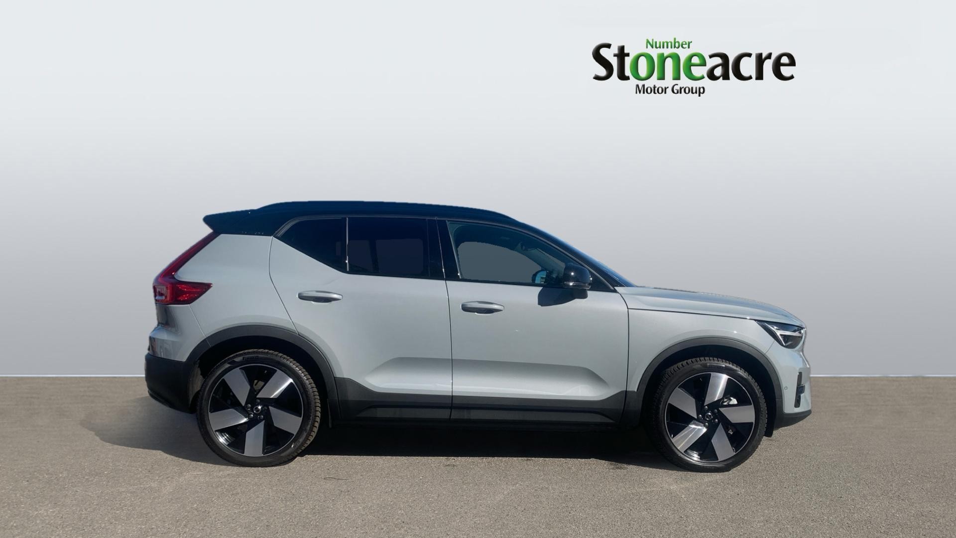 Volvo XC40 Recharge Electric Image 3