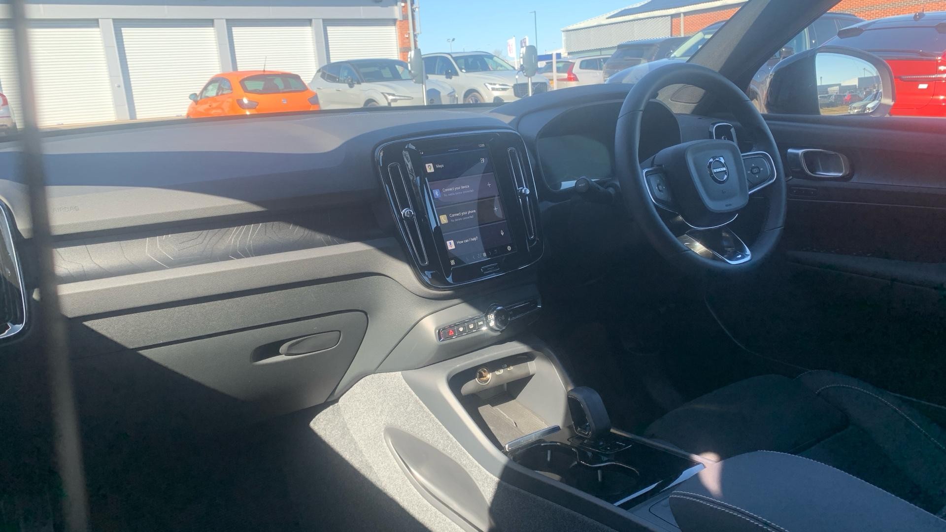 Volvo XC40 Recharge Electric Image 4