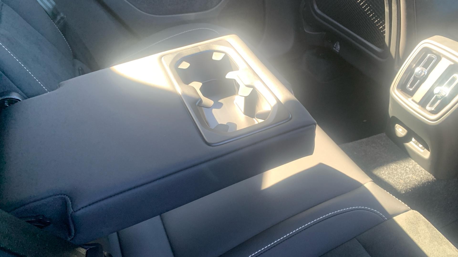 Volvo XC40 Recharge Electric Image 25