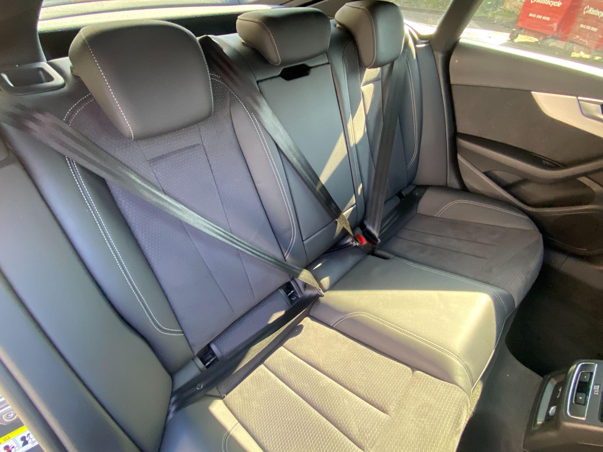 Audi A5 Image 14