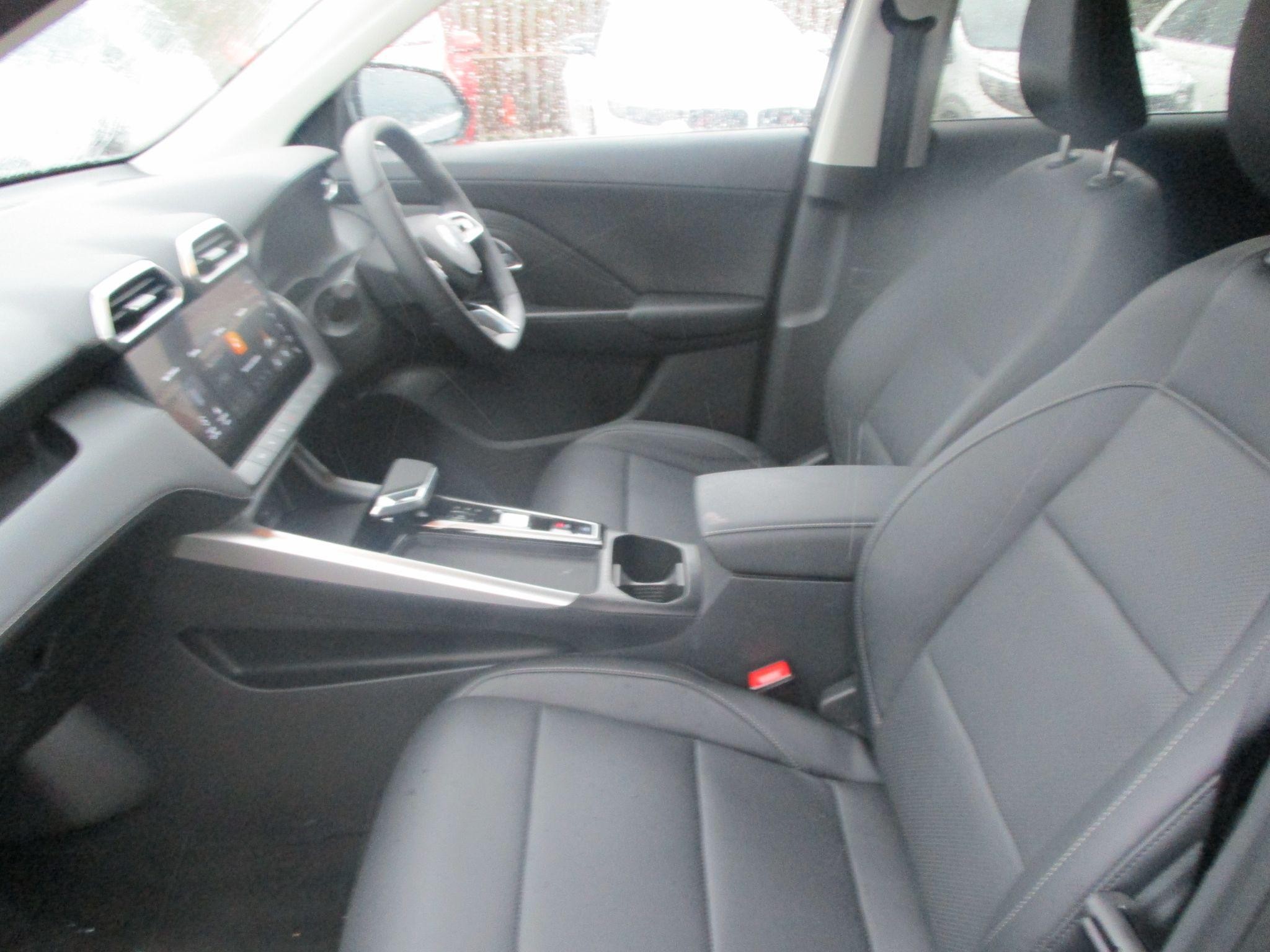 MG ZS Hybrid+ Image 17