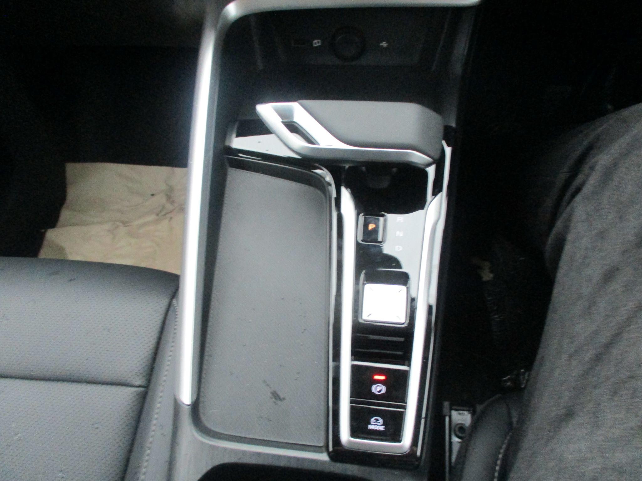 MG ZS Hybrid+ Image 23