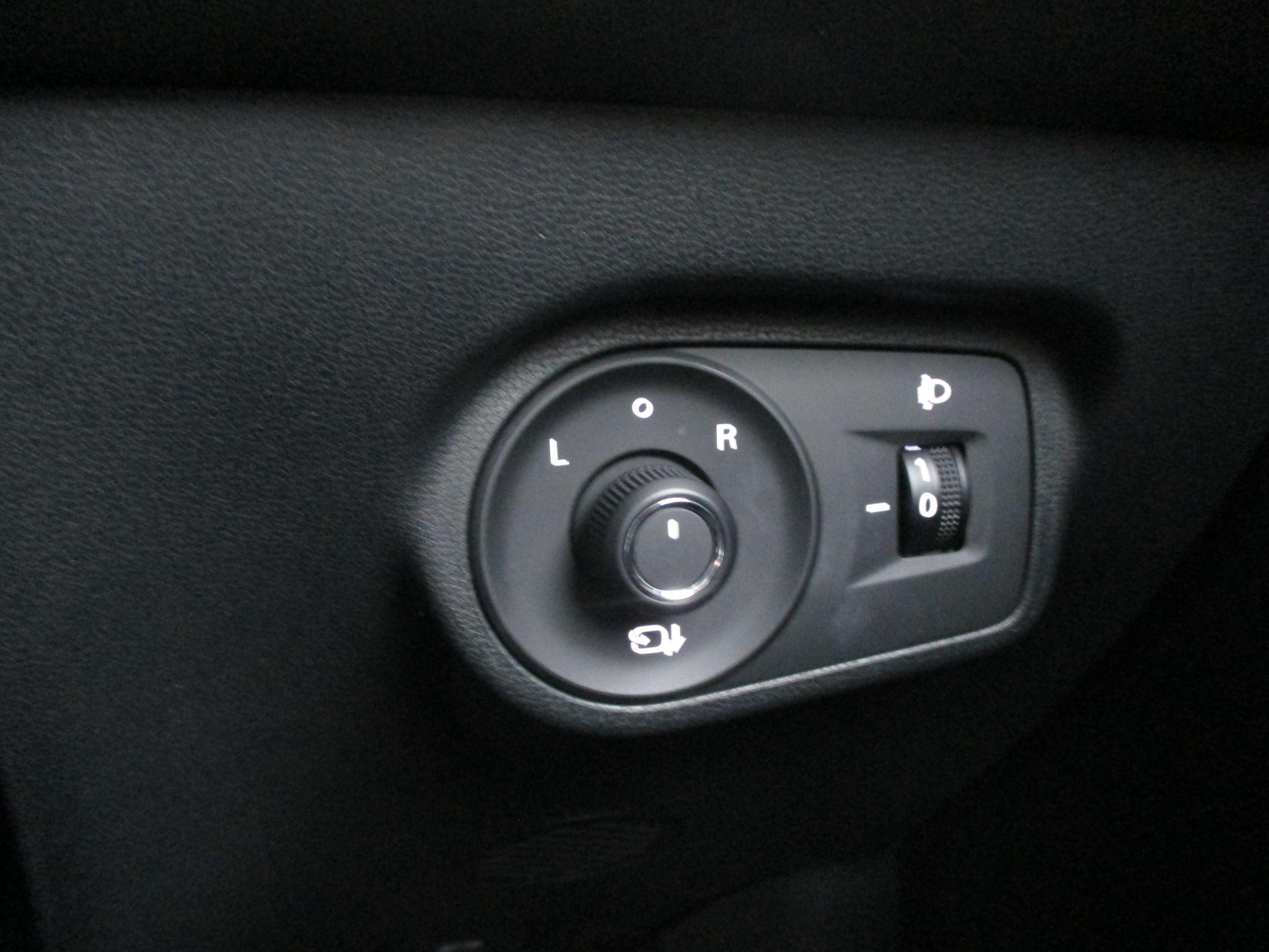 MG ZS Hybrid+ Image 25