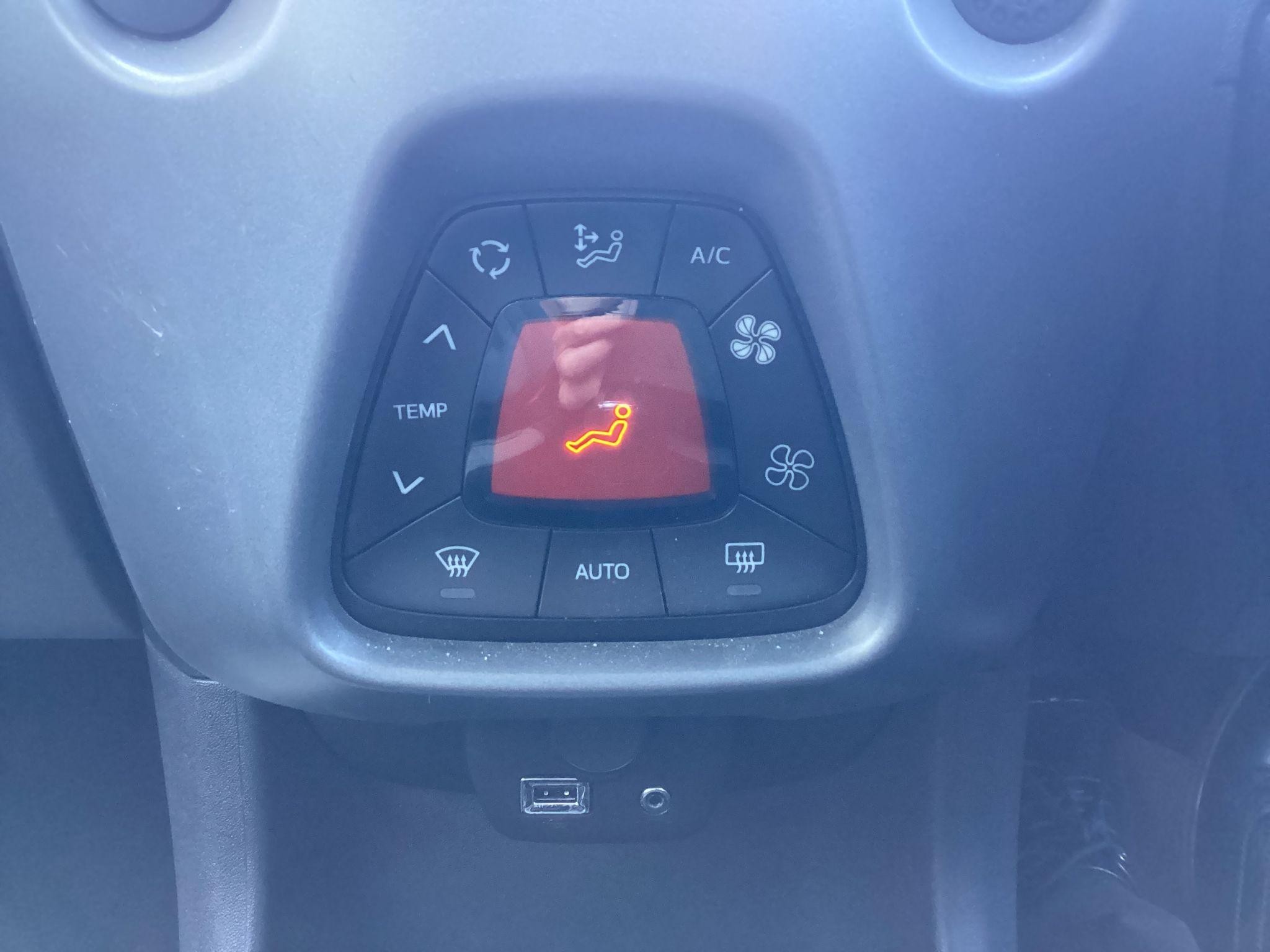 Toyota Aygo Image 16