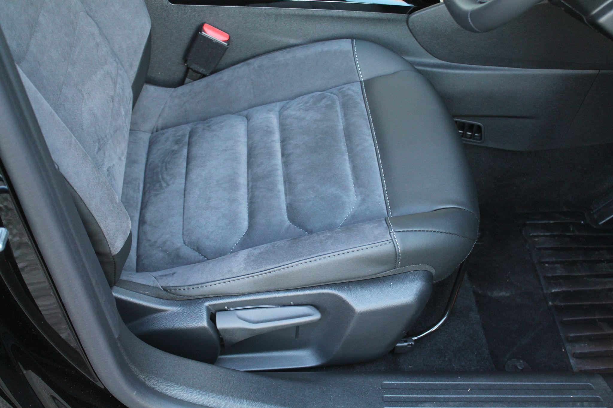 Citroen e-C4 X Image 22