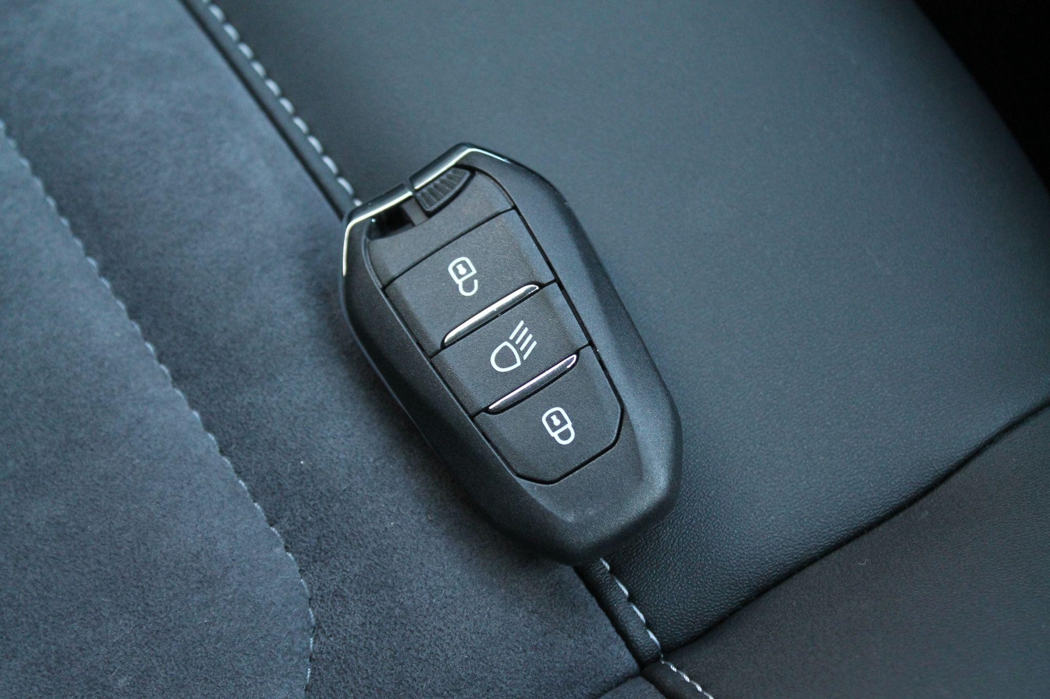 Citroen e-C4 X Image 23