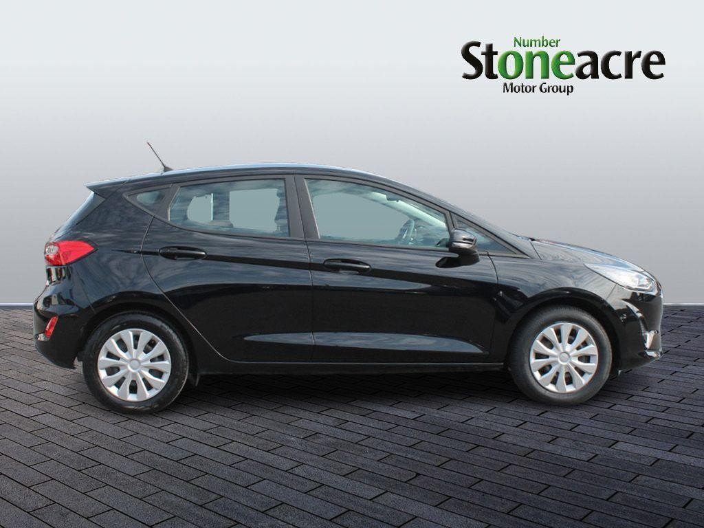 Ford Fiesta Image 2