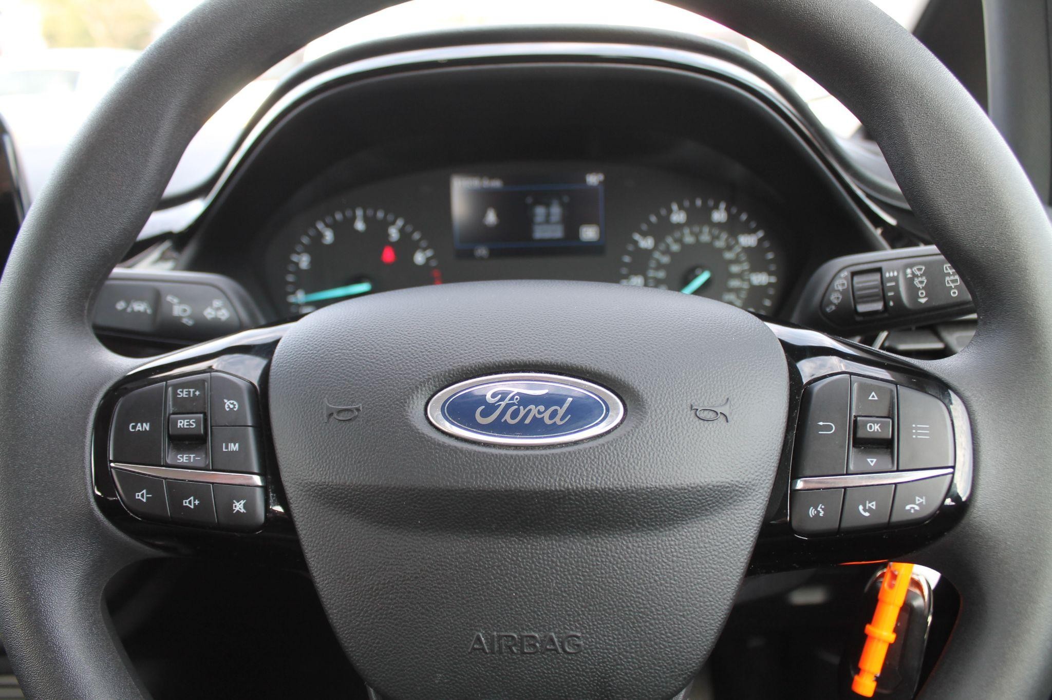 Ford Fiesta Image 15