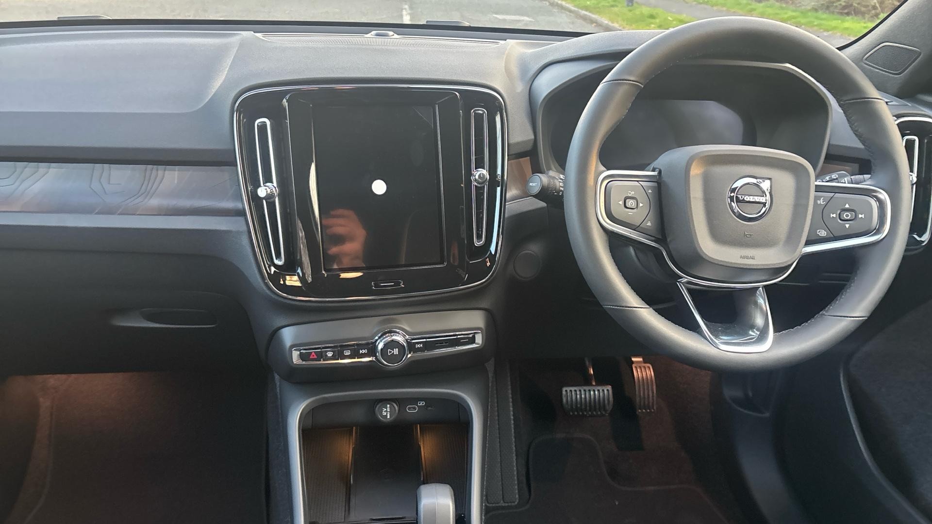 Volvo EX40 Image 20