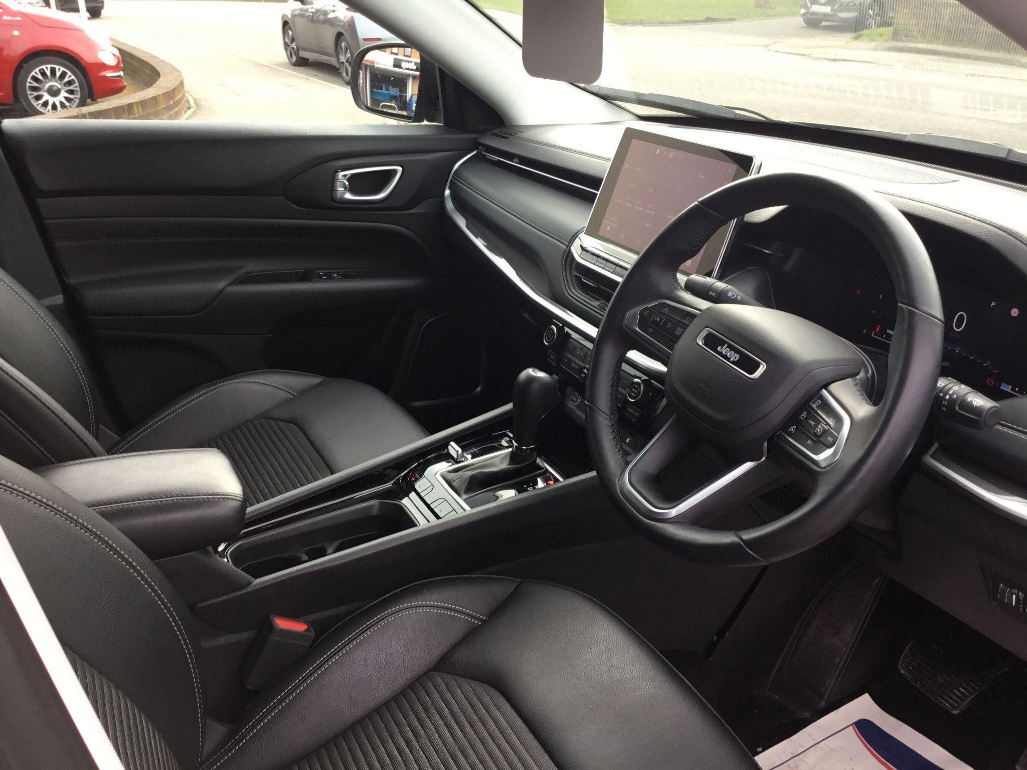 Jeep Compass Image 12