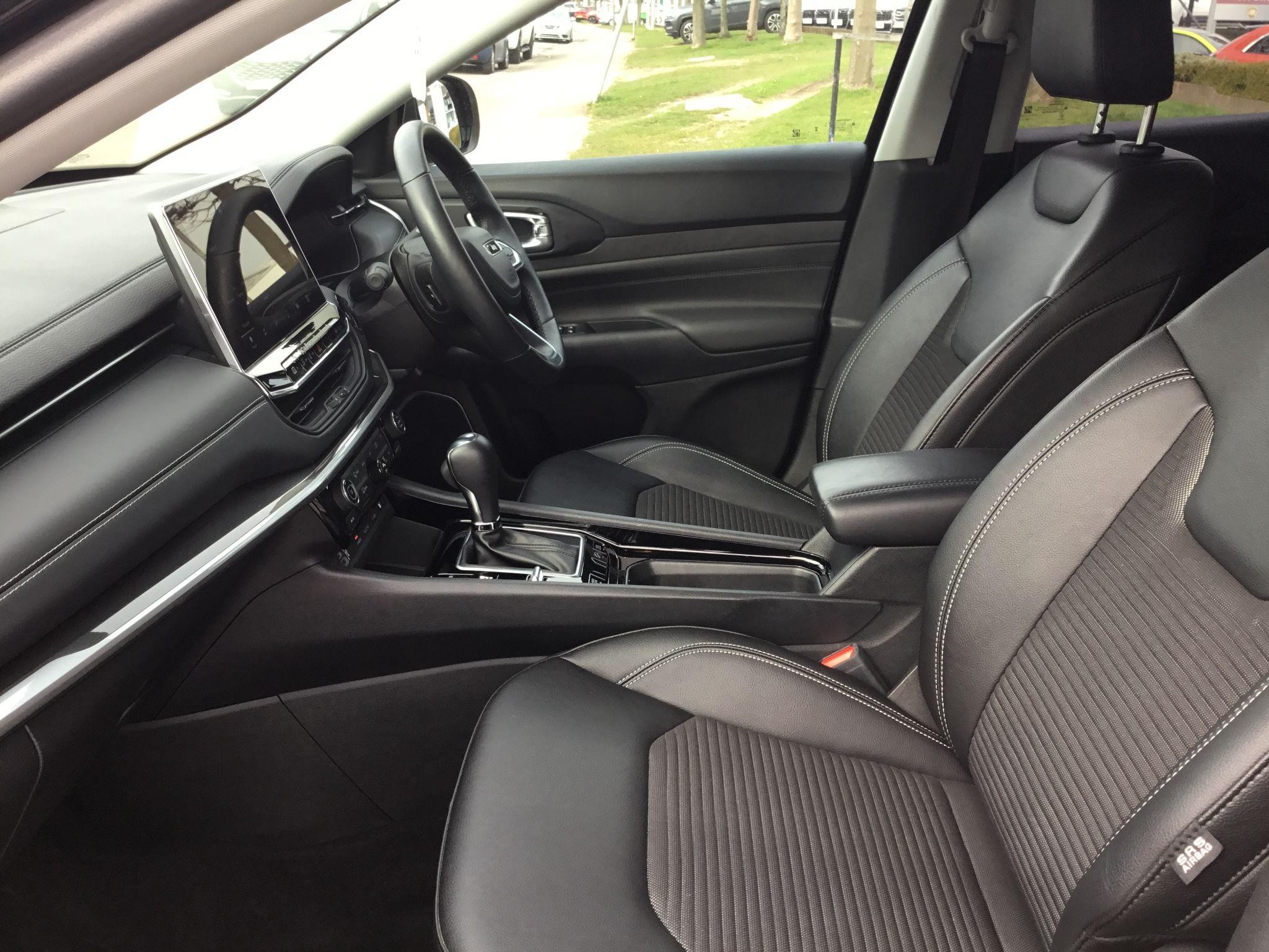 Jeep Compass Image 14