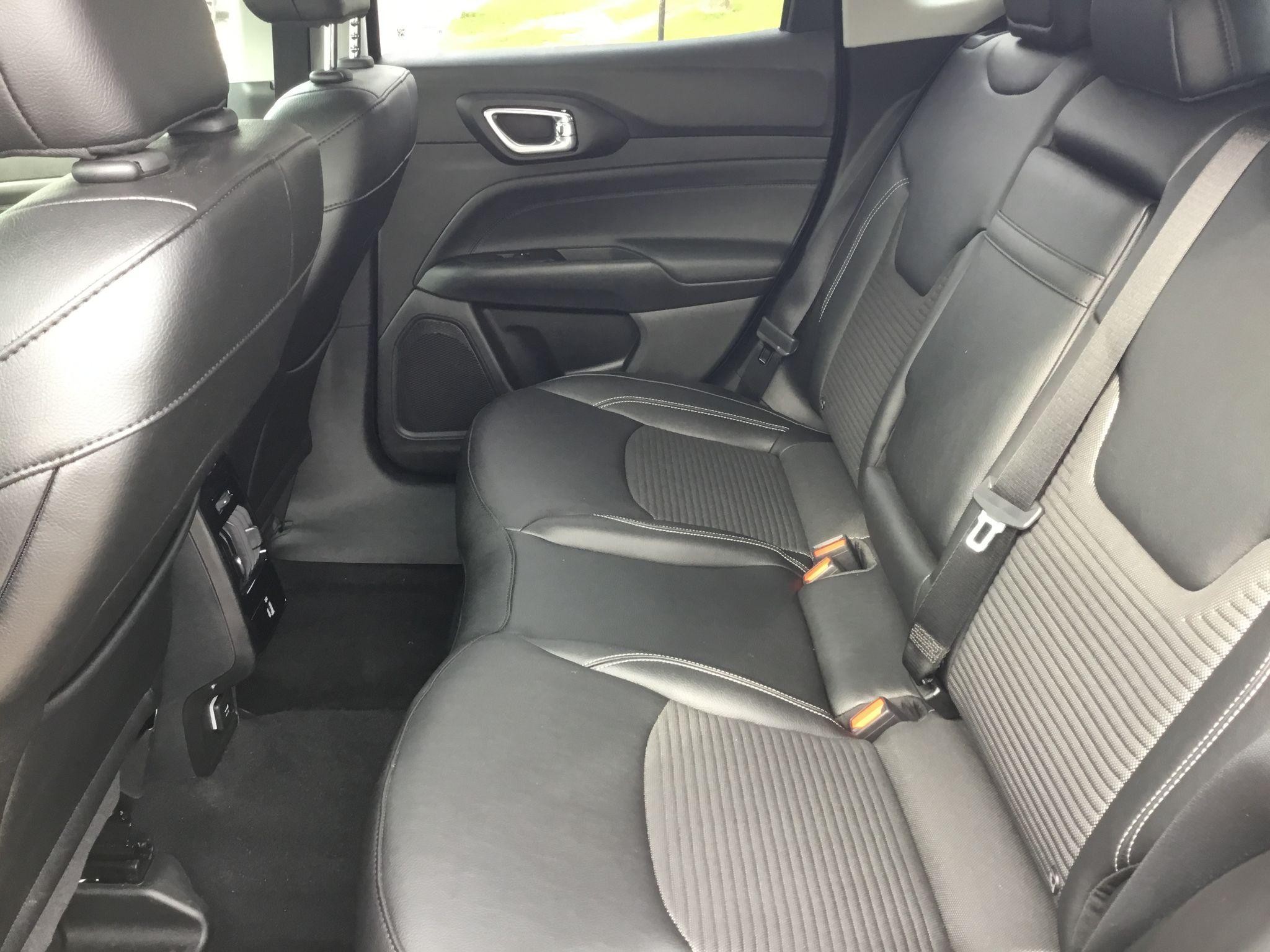 Jeep Compass Image 18