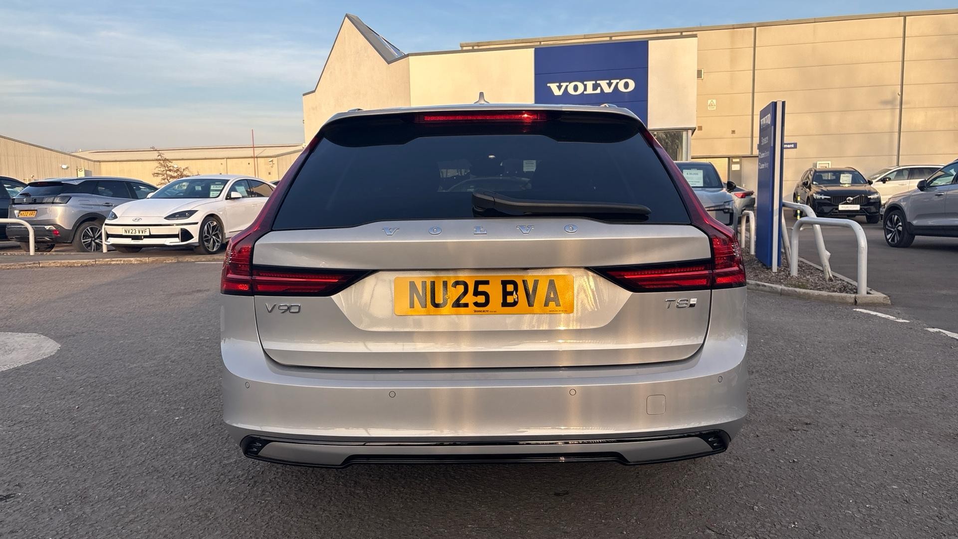 Volvo V90 Image 14