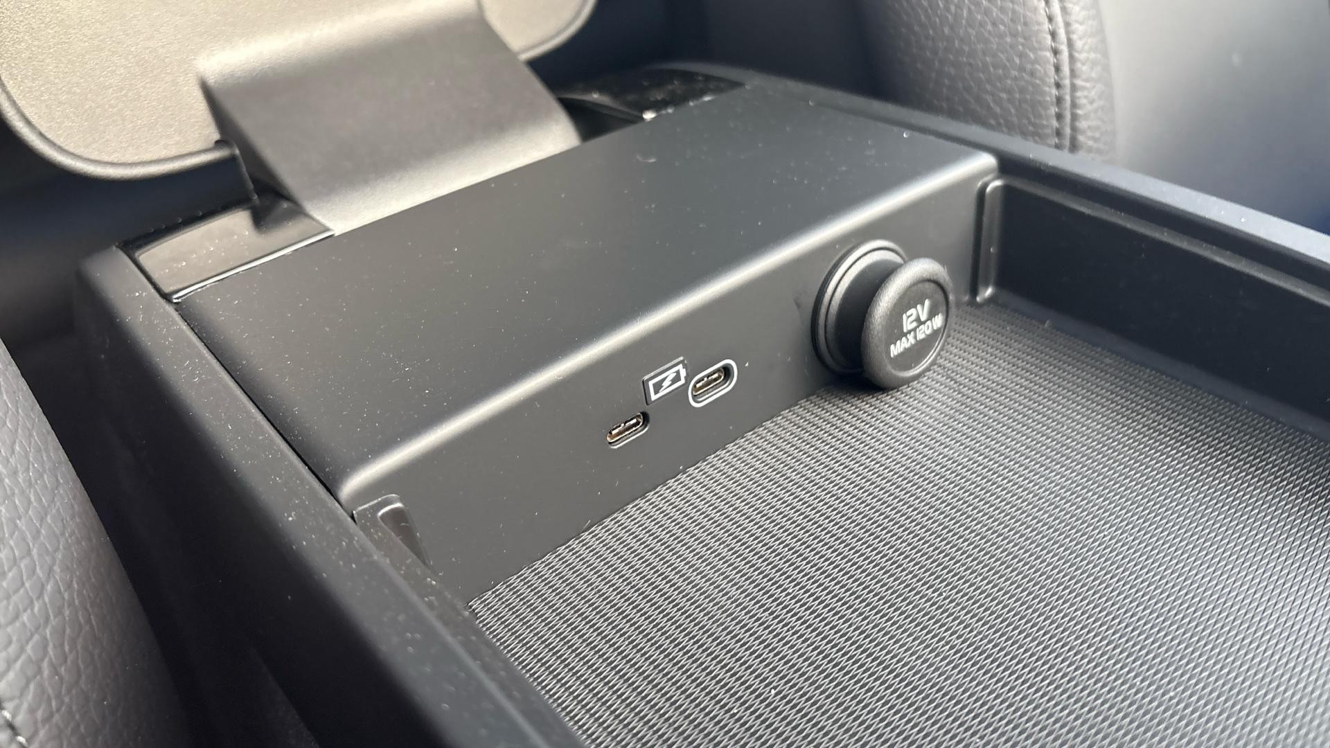 Volvo V90 Image 32