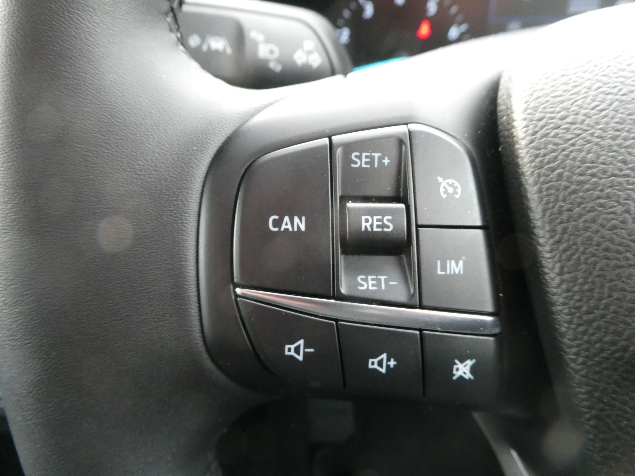 Ford Focus Image 19
