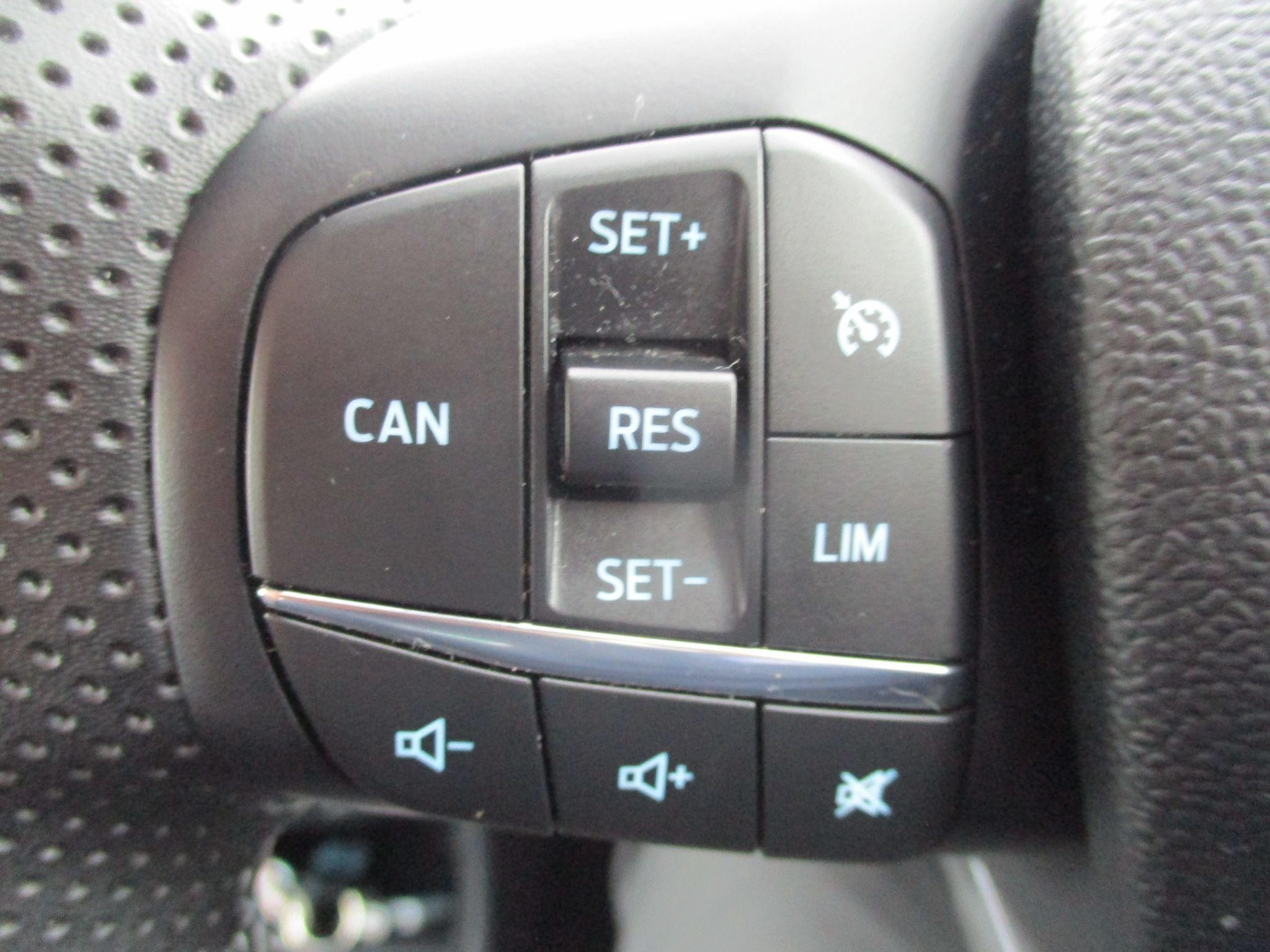 Ford Puma Image 12