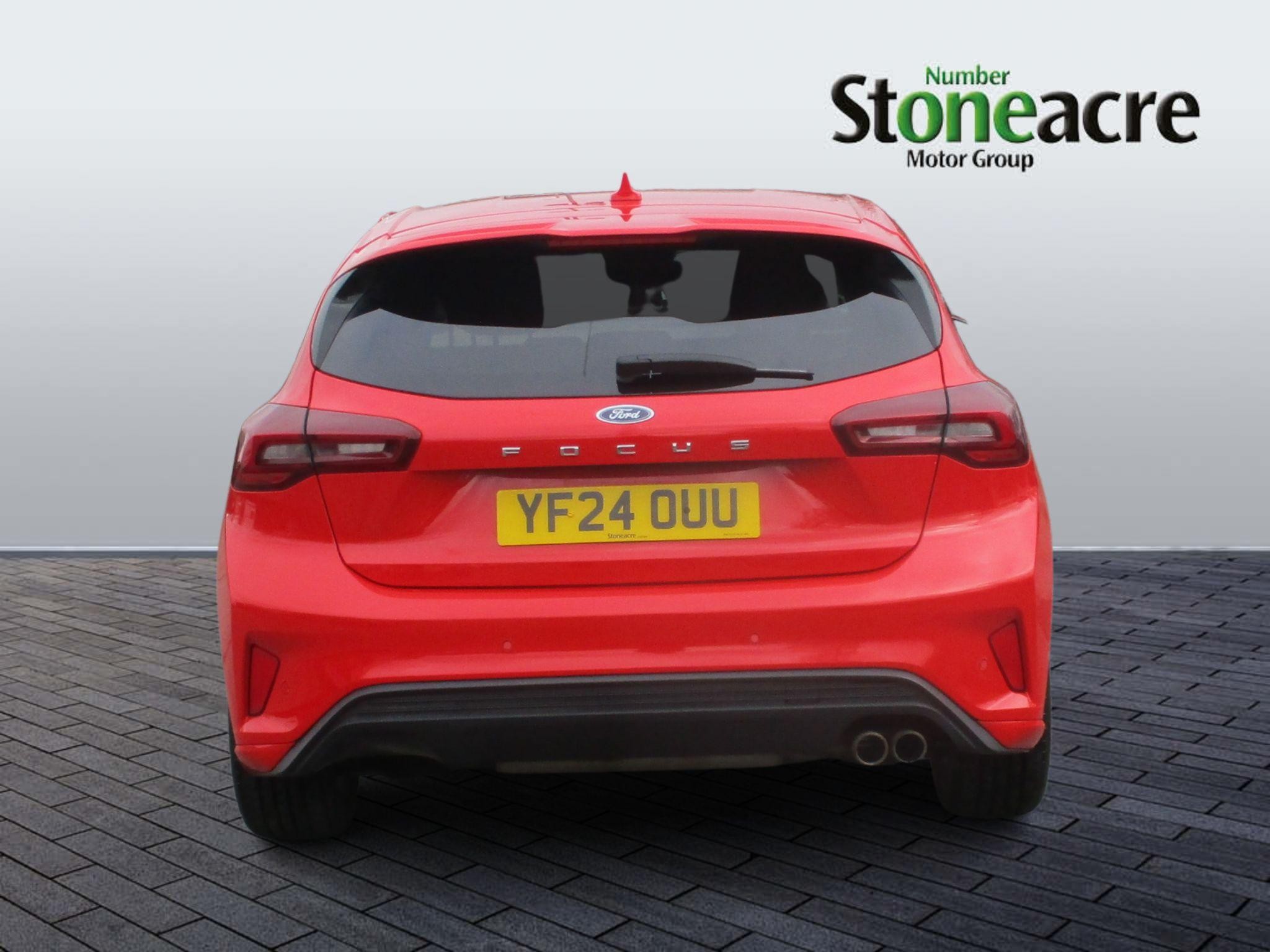 Ford Focus Image 9