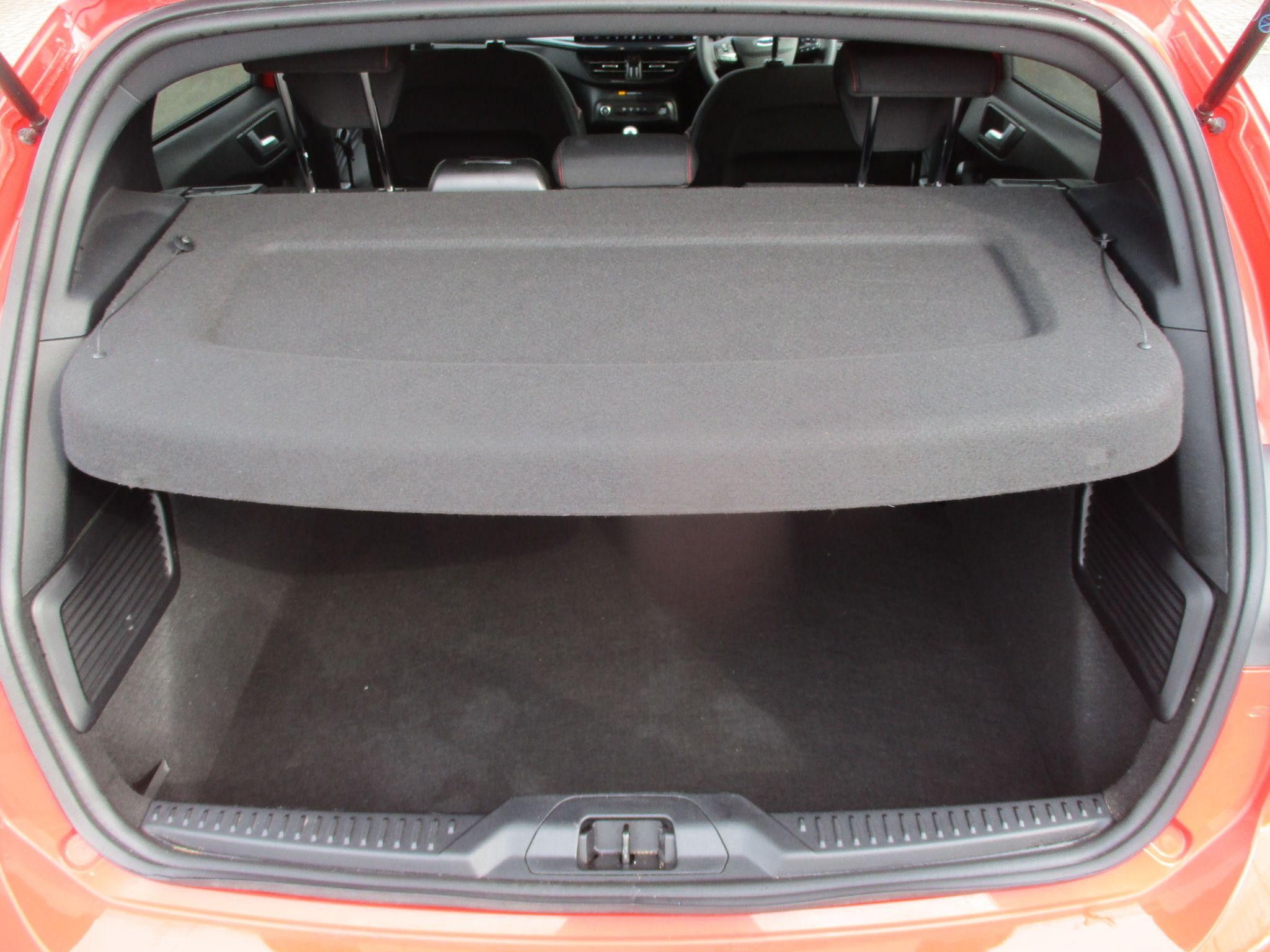 Ford Focus Image 21