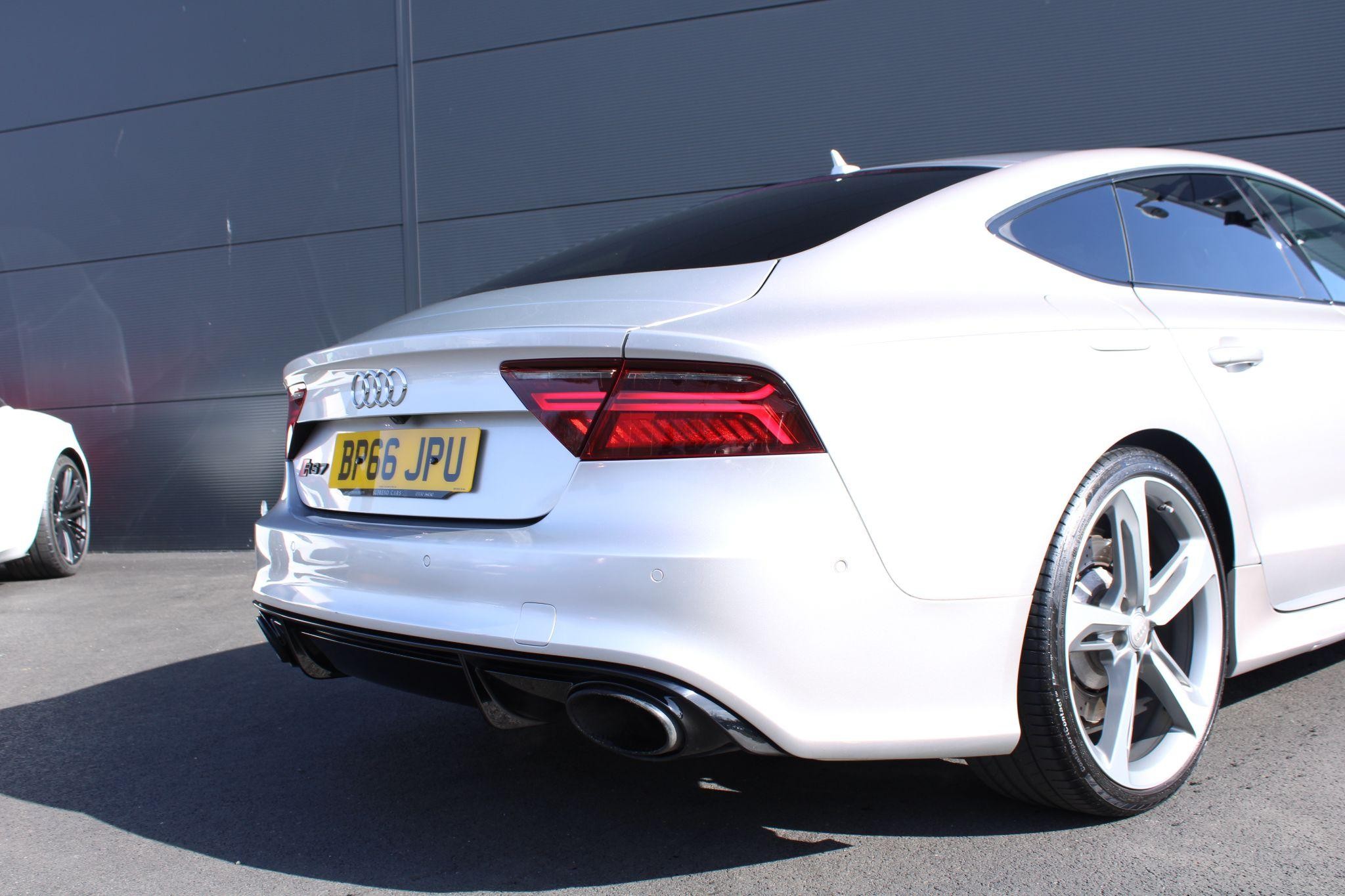 Audi RS 7 Image 9
