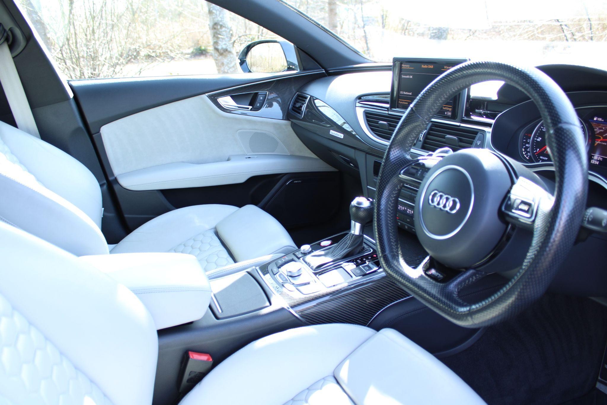 Audi RS 7 Image 11