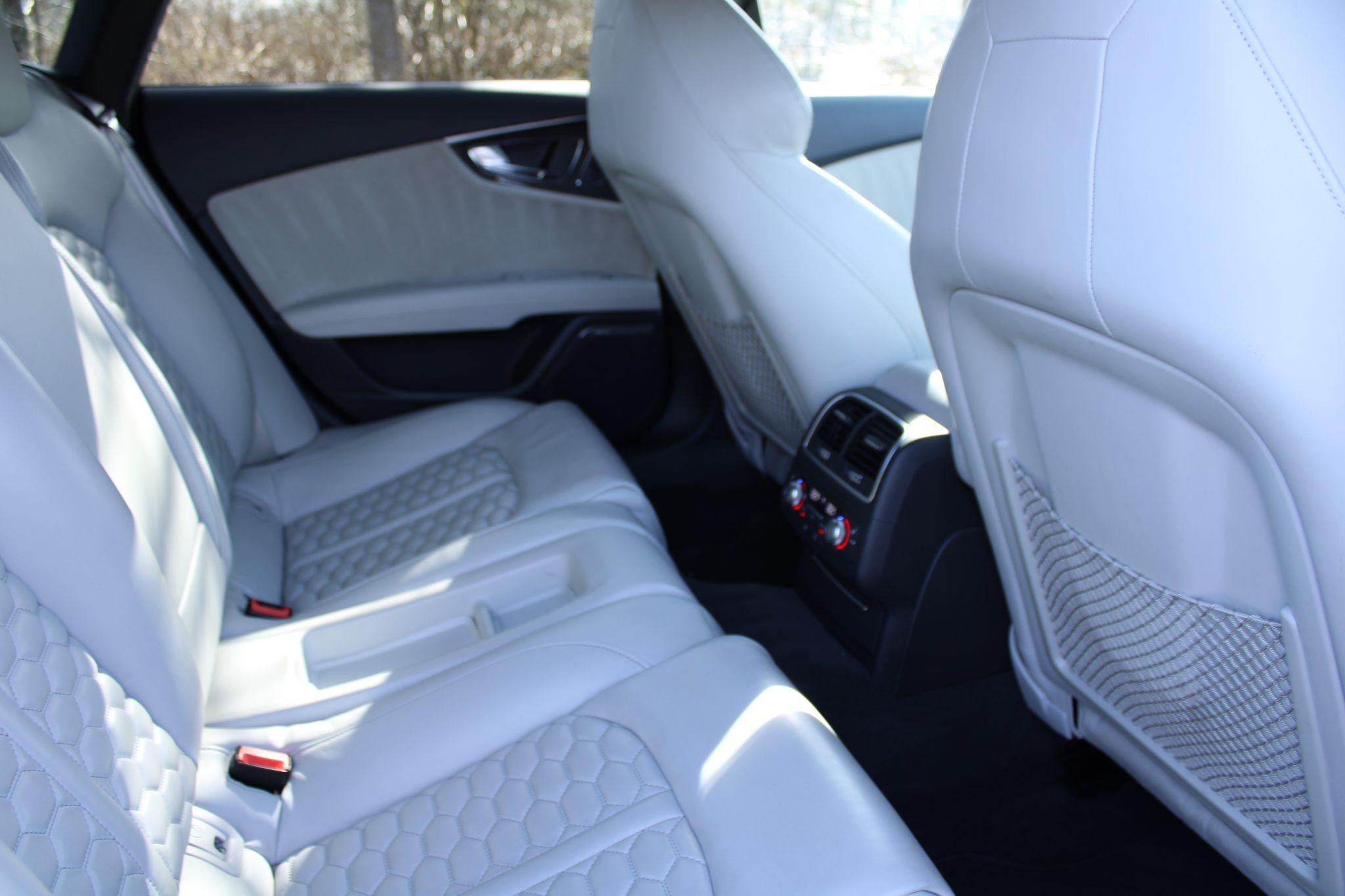 Audi RS 7 Image 15