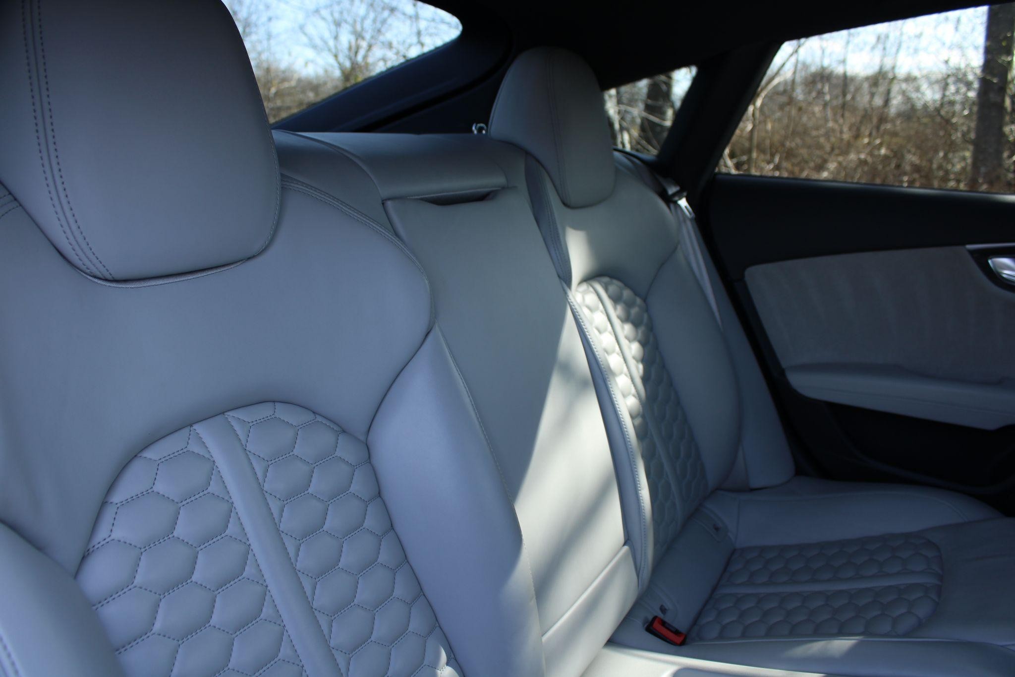 Audi RS 7 Image 16