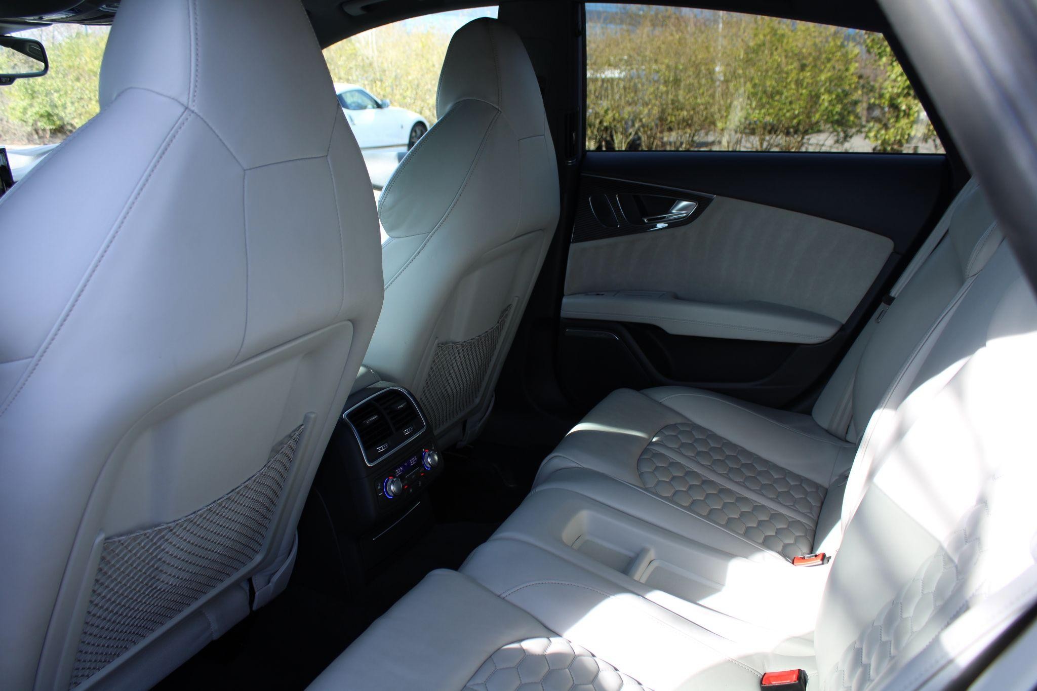 Audi RS 7 Image 17