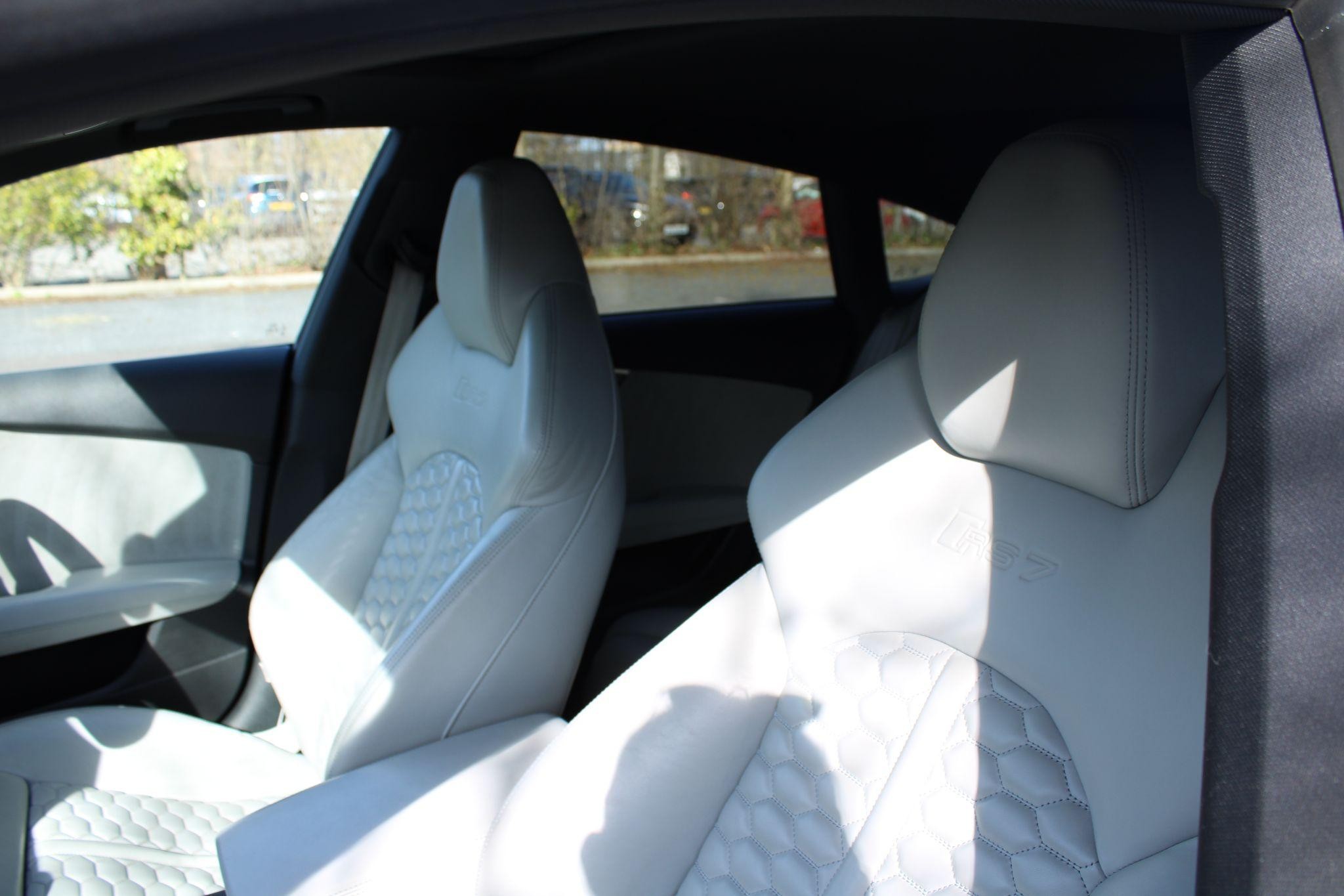 Audi RS 7 Image 39