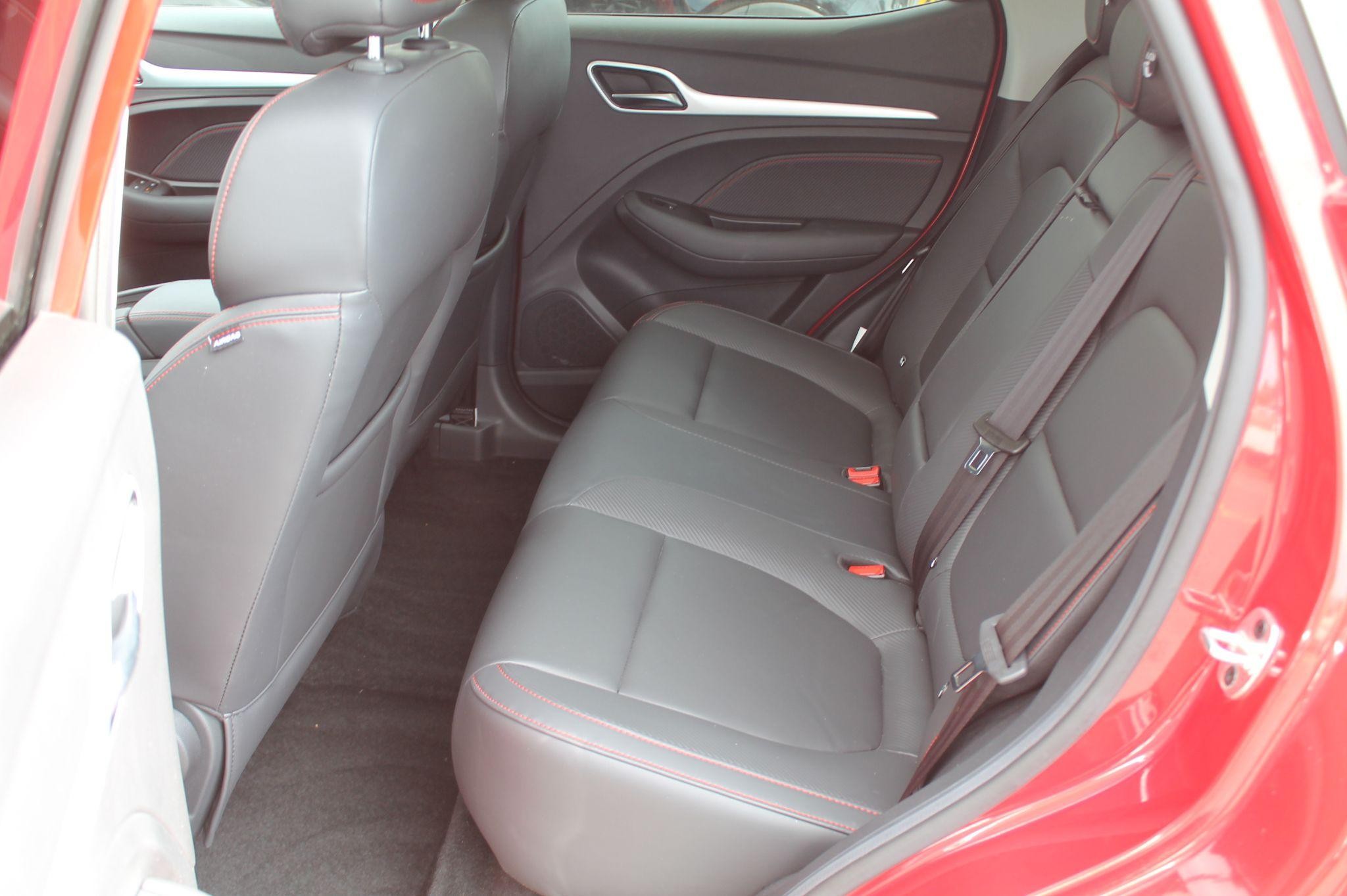 MG ZS EV Image 22