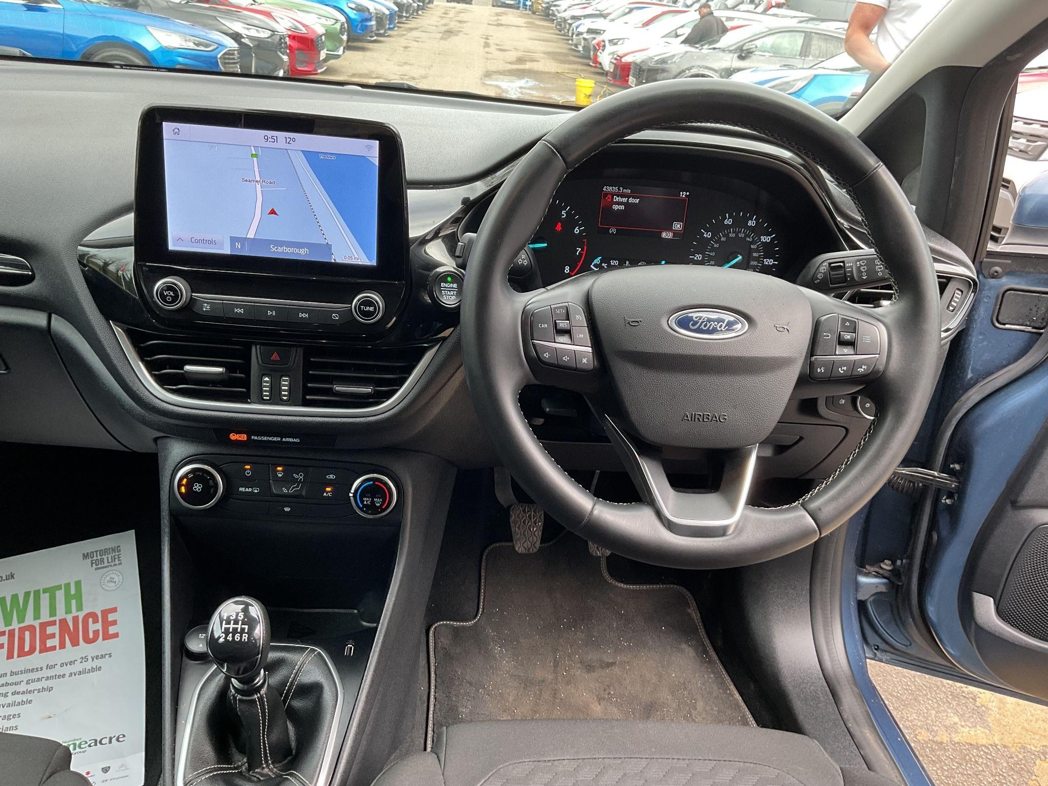 Ford Fiesta Image 10