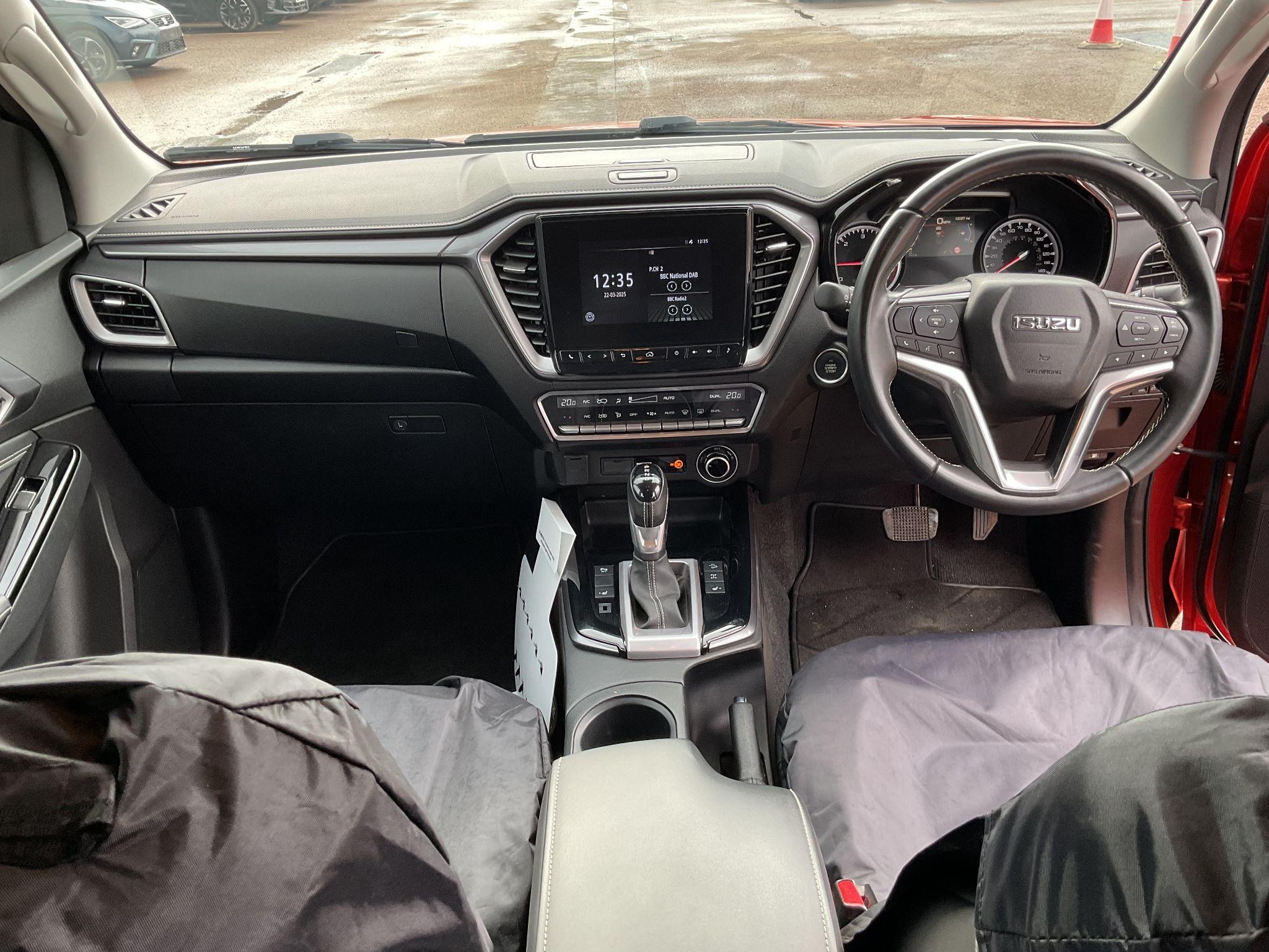 Isuzu D-Max Image 17