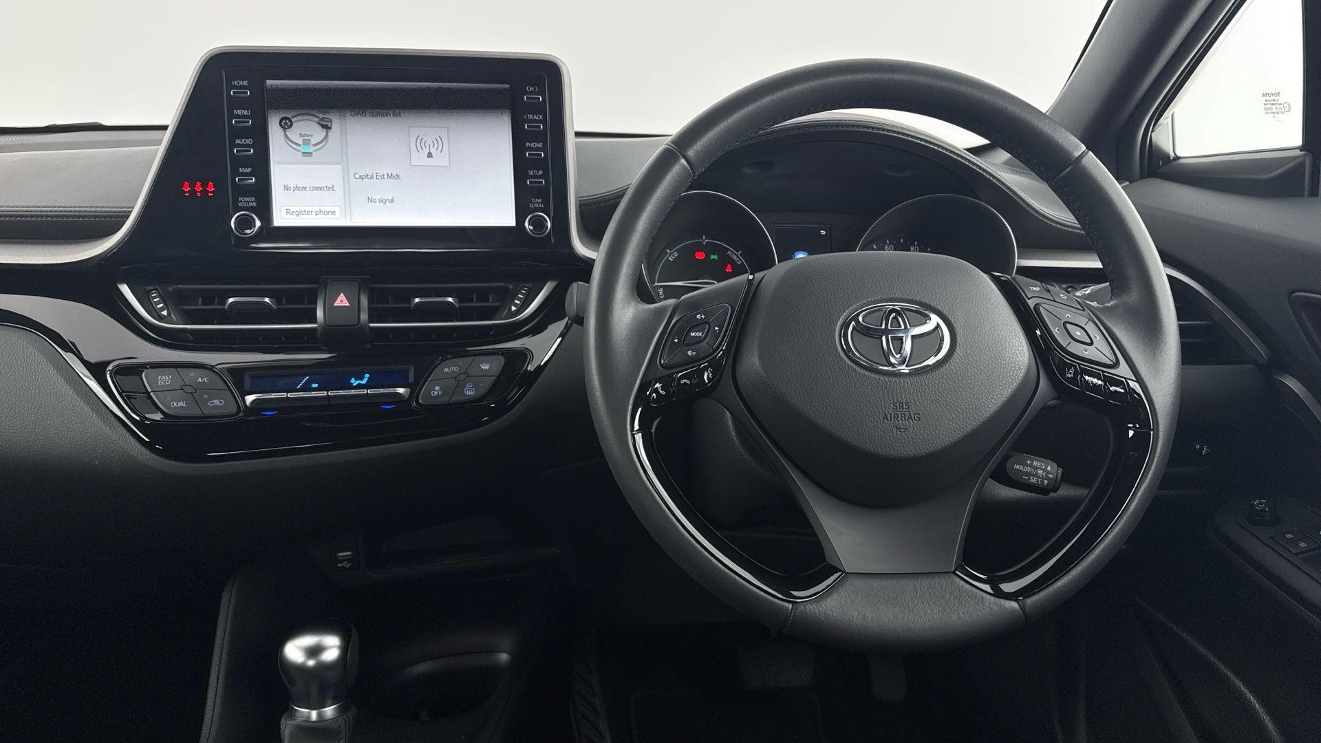 Toyota C-HR Image 14