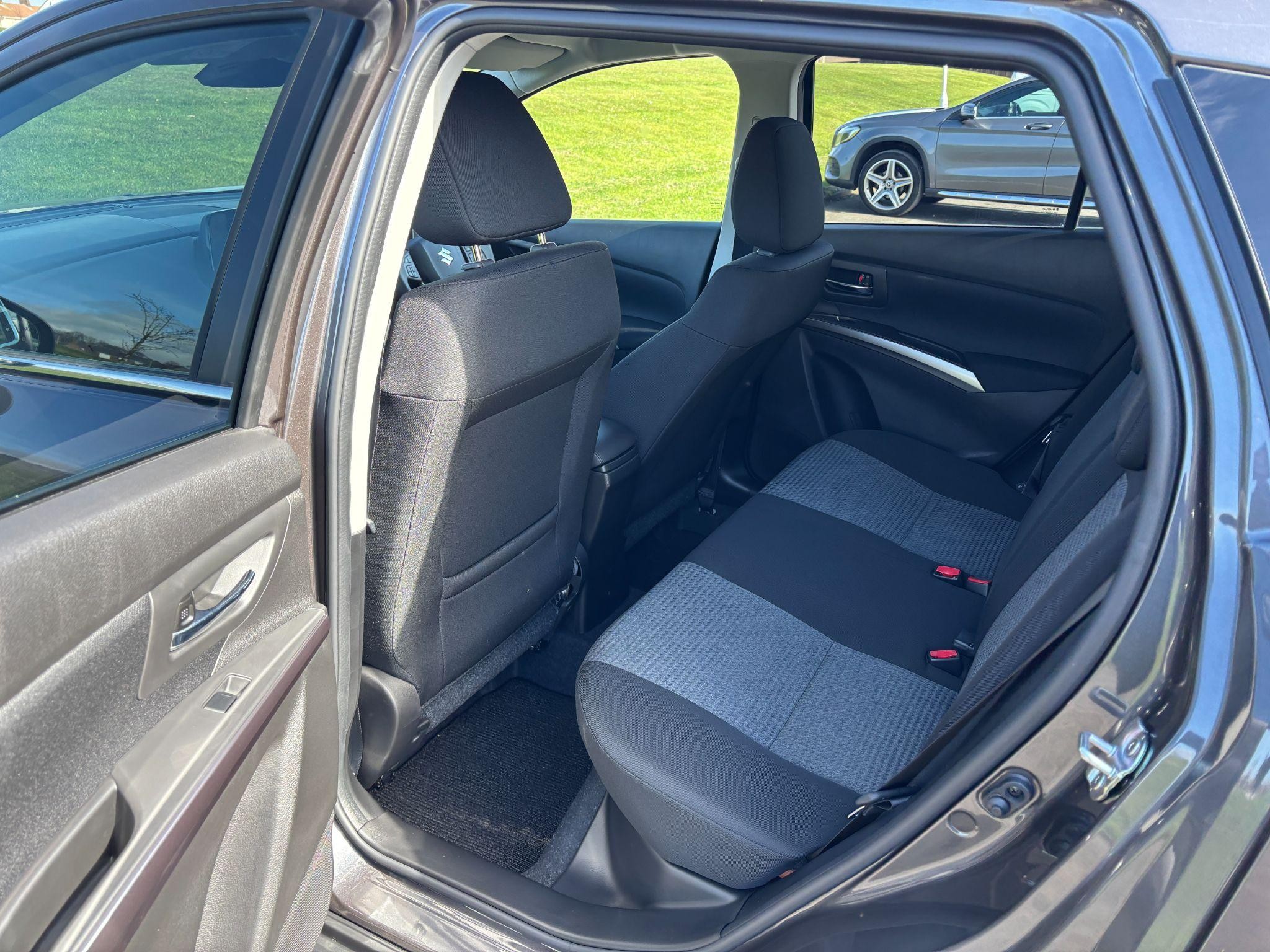 Suzuki SX4 S-Cross Image 20