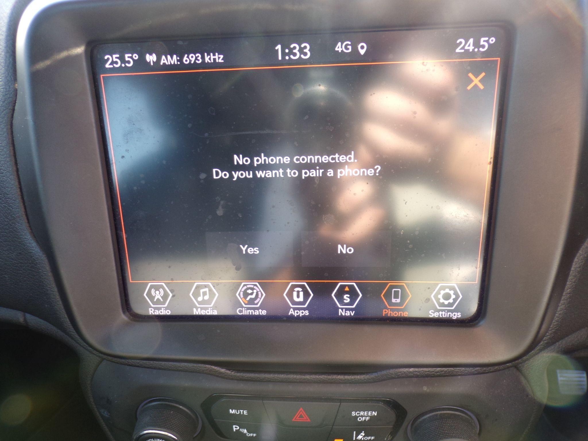 Jeep Renegade Image 20