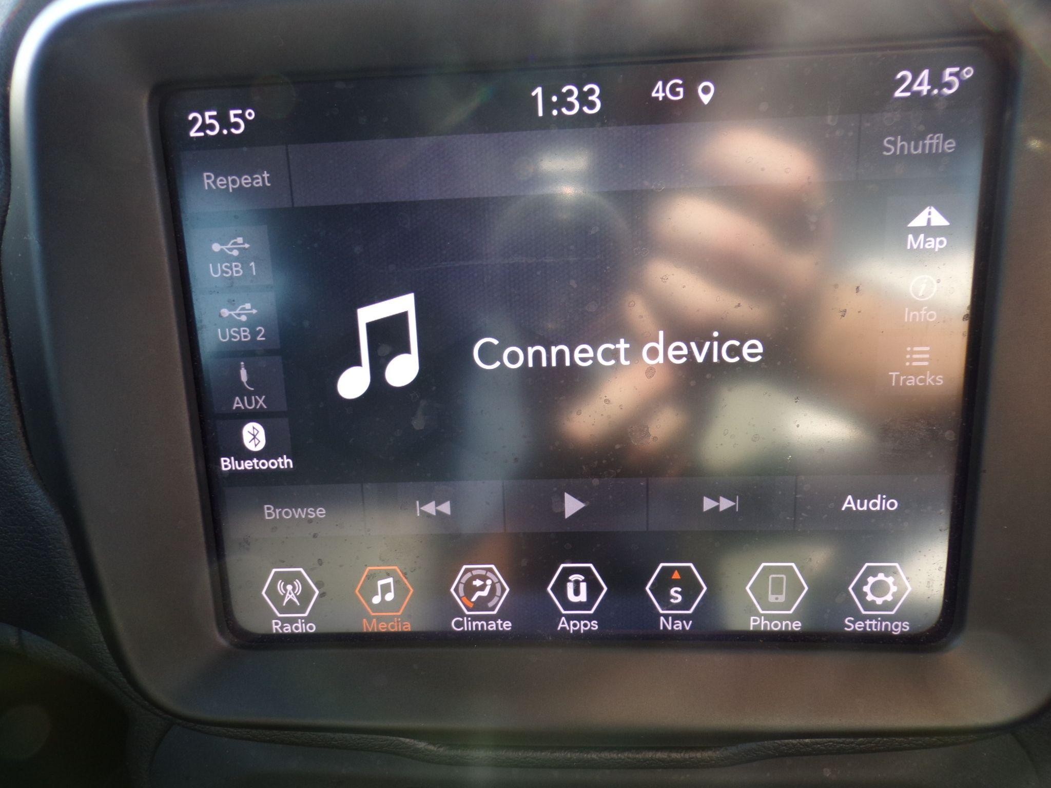 Jeep Renegade Image 21