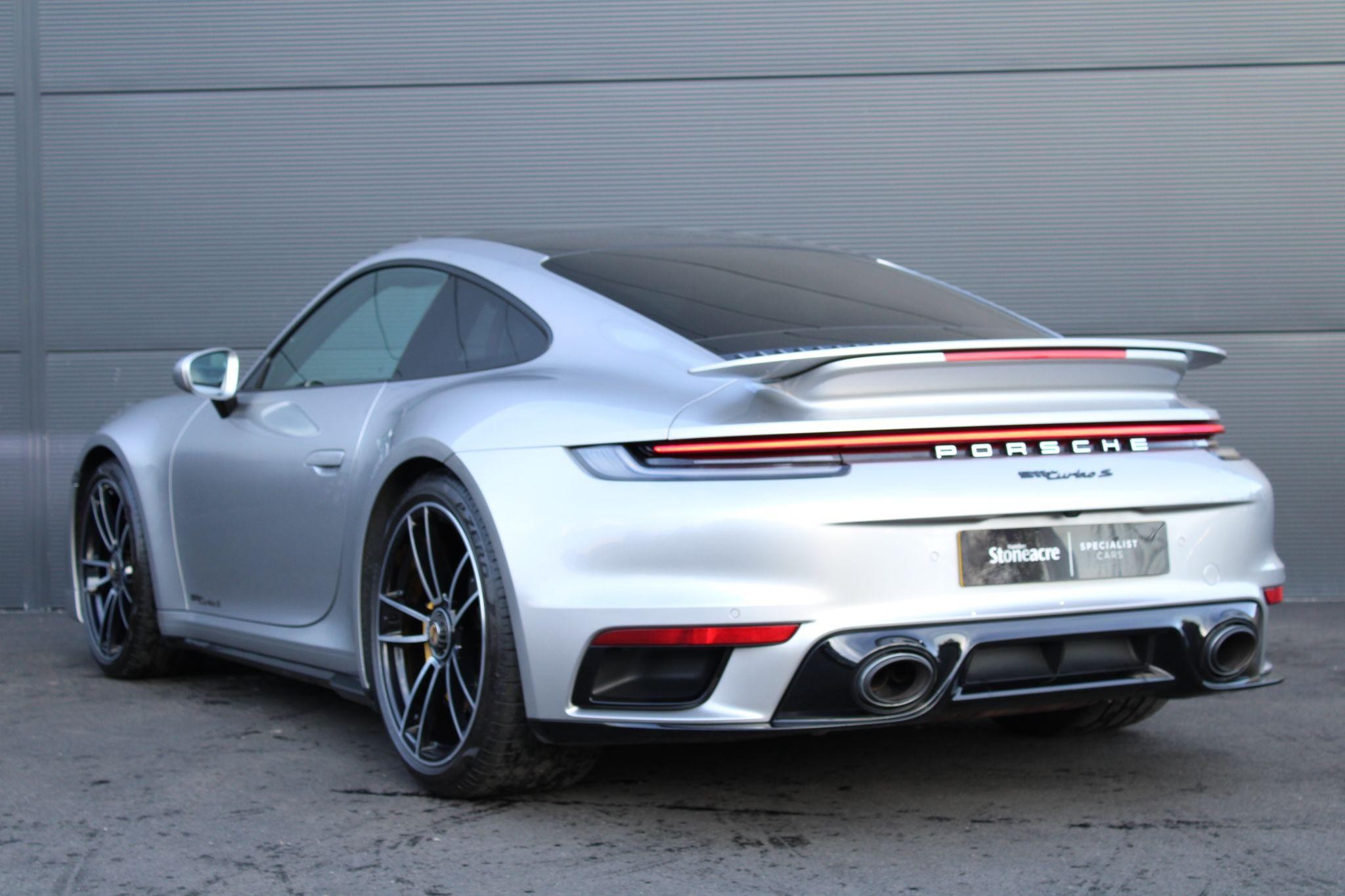 Porsche 911 Image 8