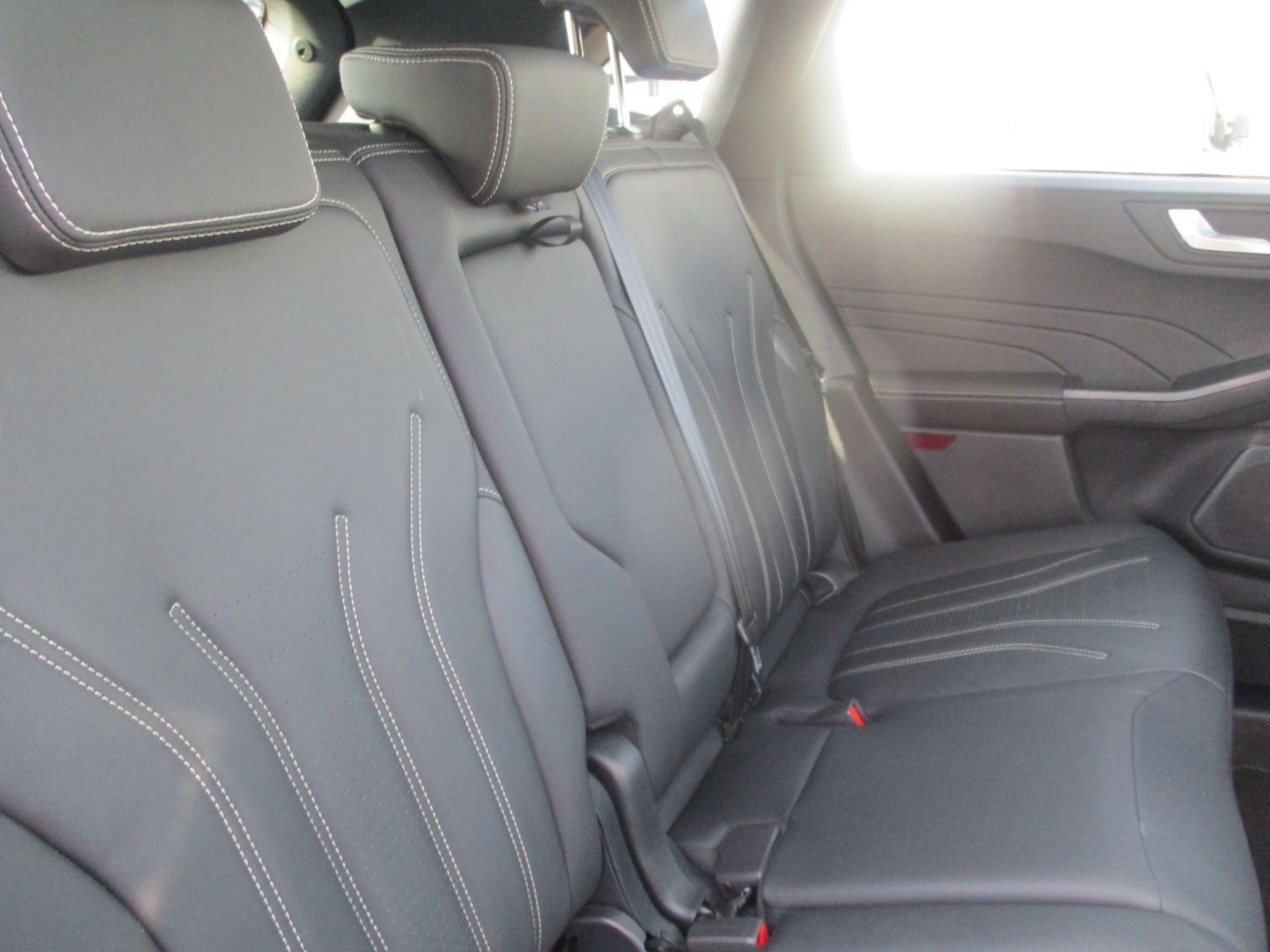 Ford Kuga Image 23