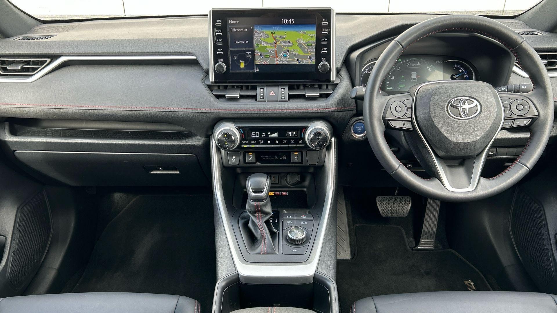 Toyota RAV4 Image 11