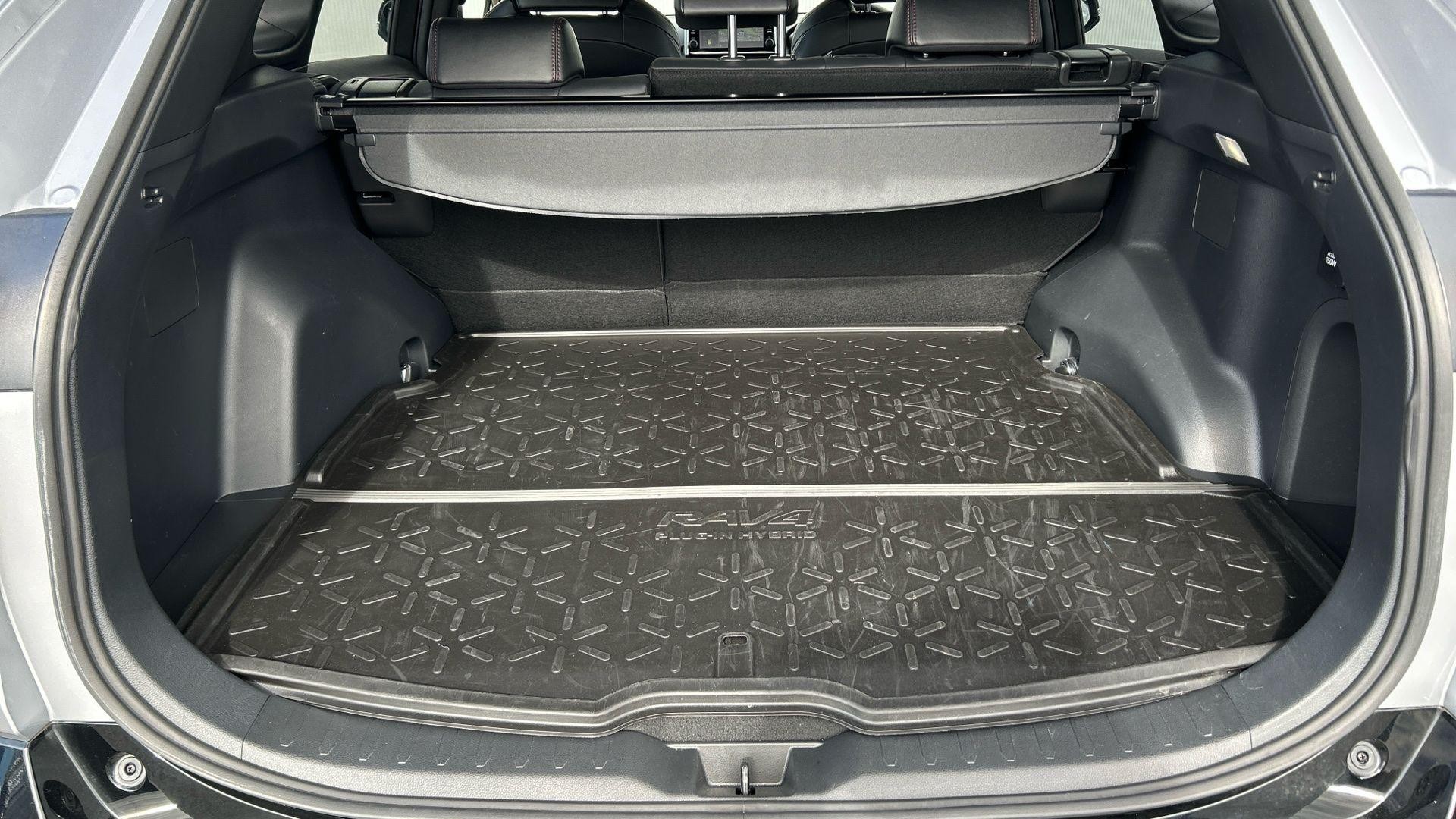 Toyota RAV4 Image 20