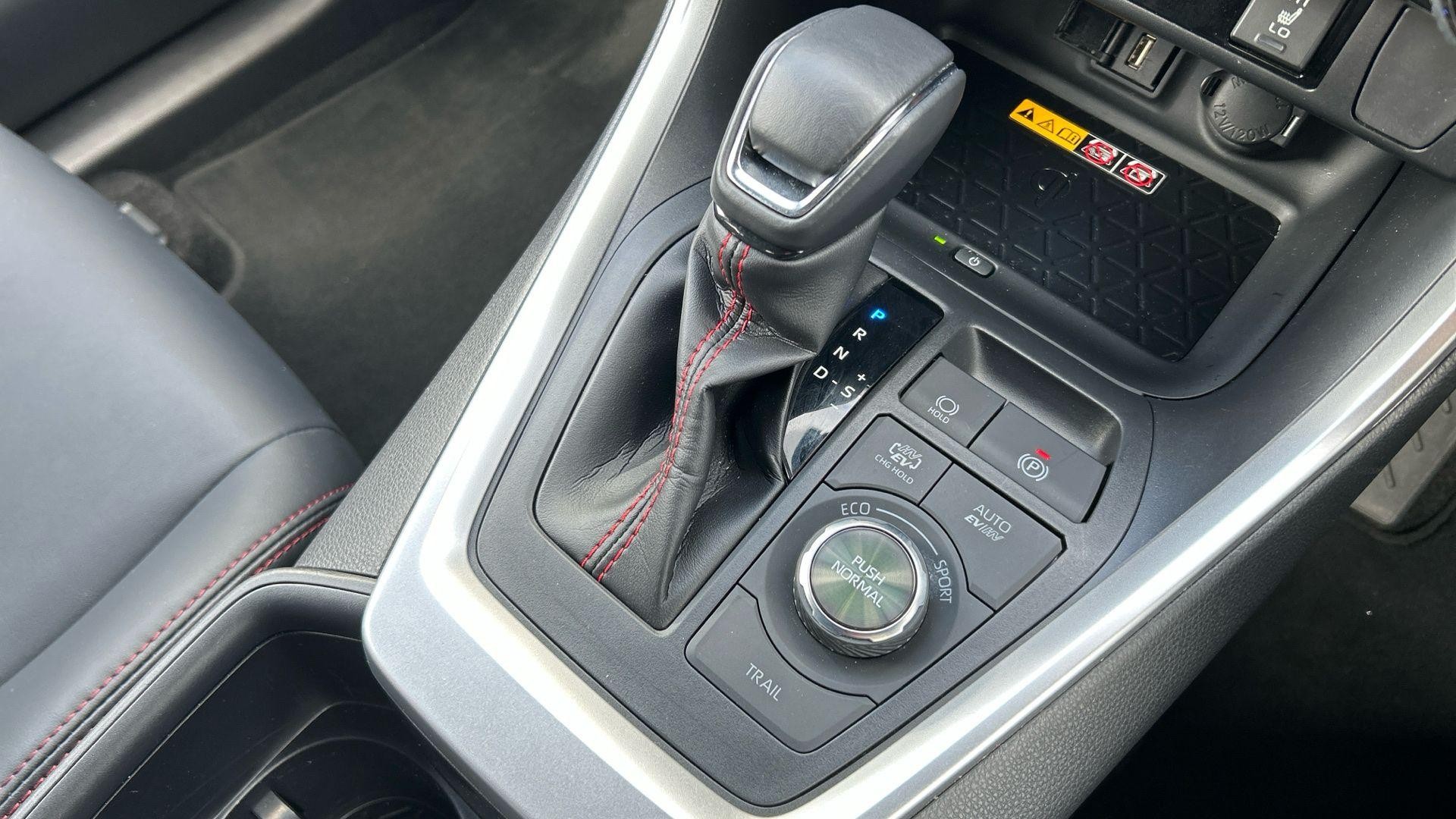 Toyota RAV4 Image 33