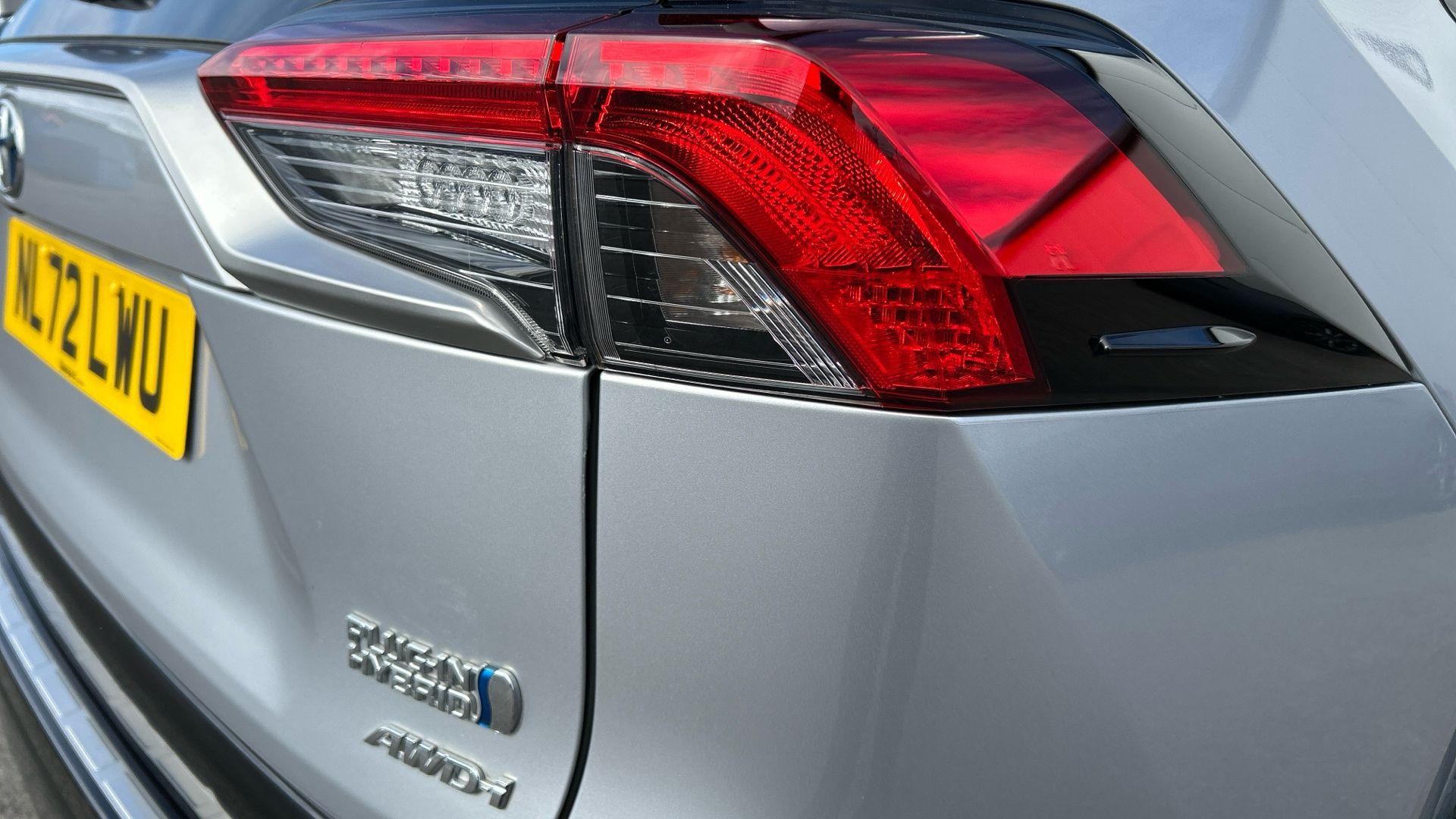Toyota RAV4 Image 47