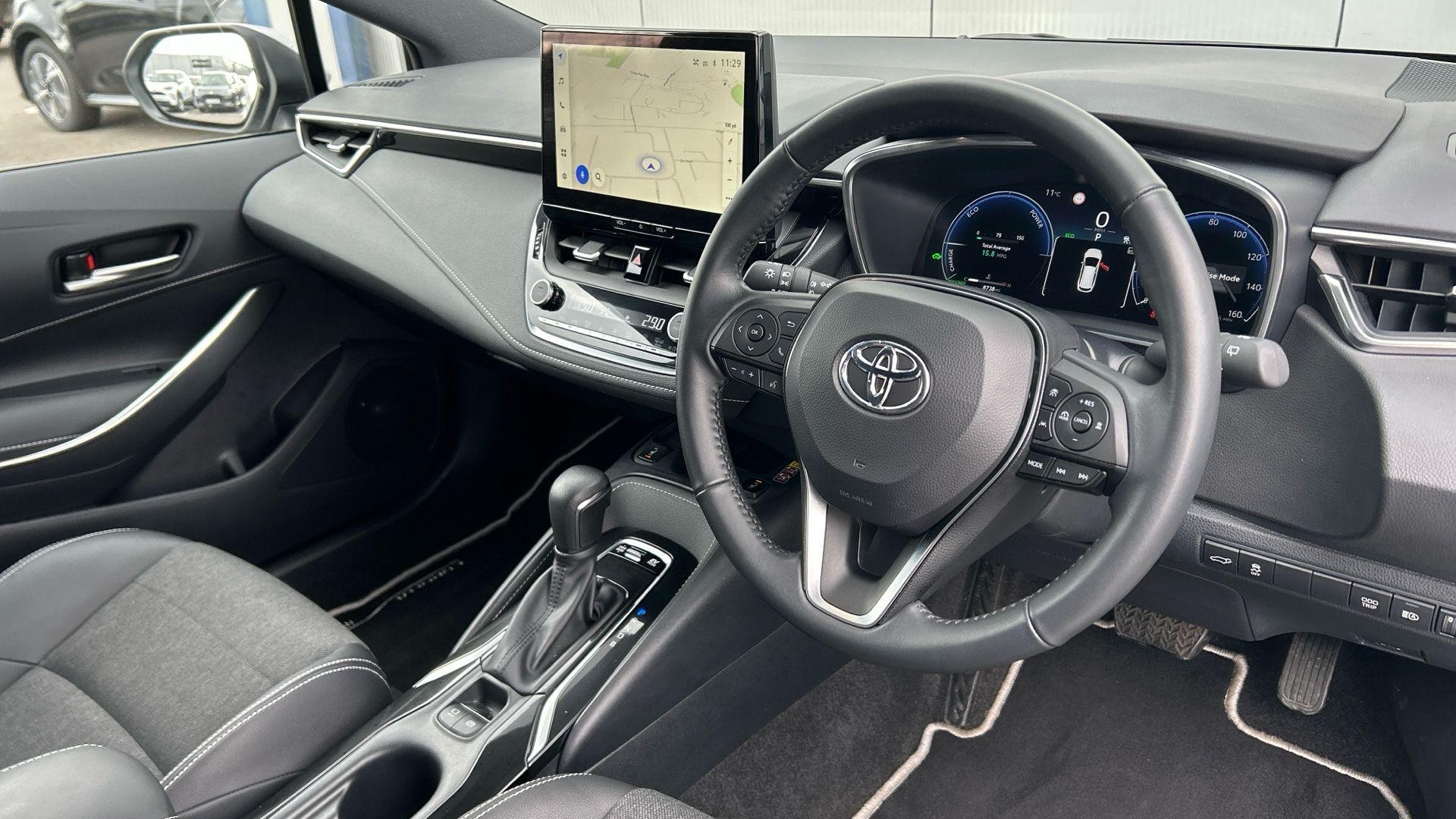 Toyota Corolla Image 12