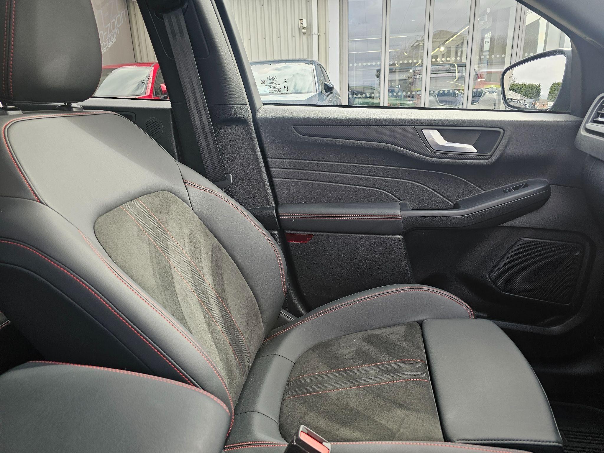Ford Kuga Image 13