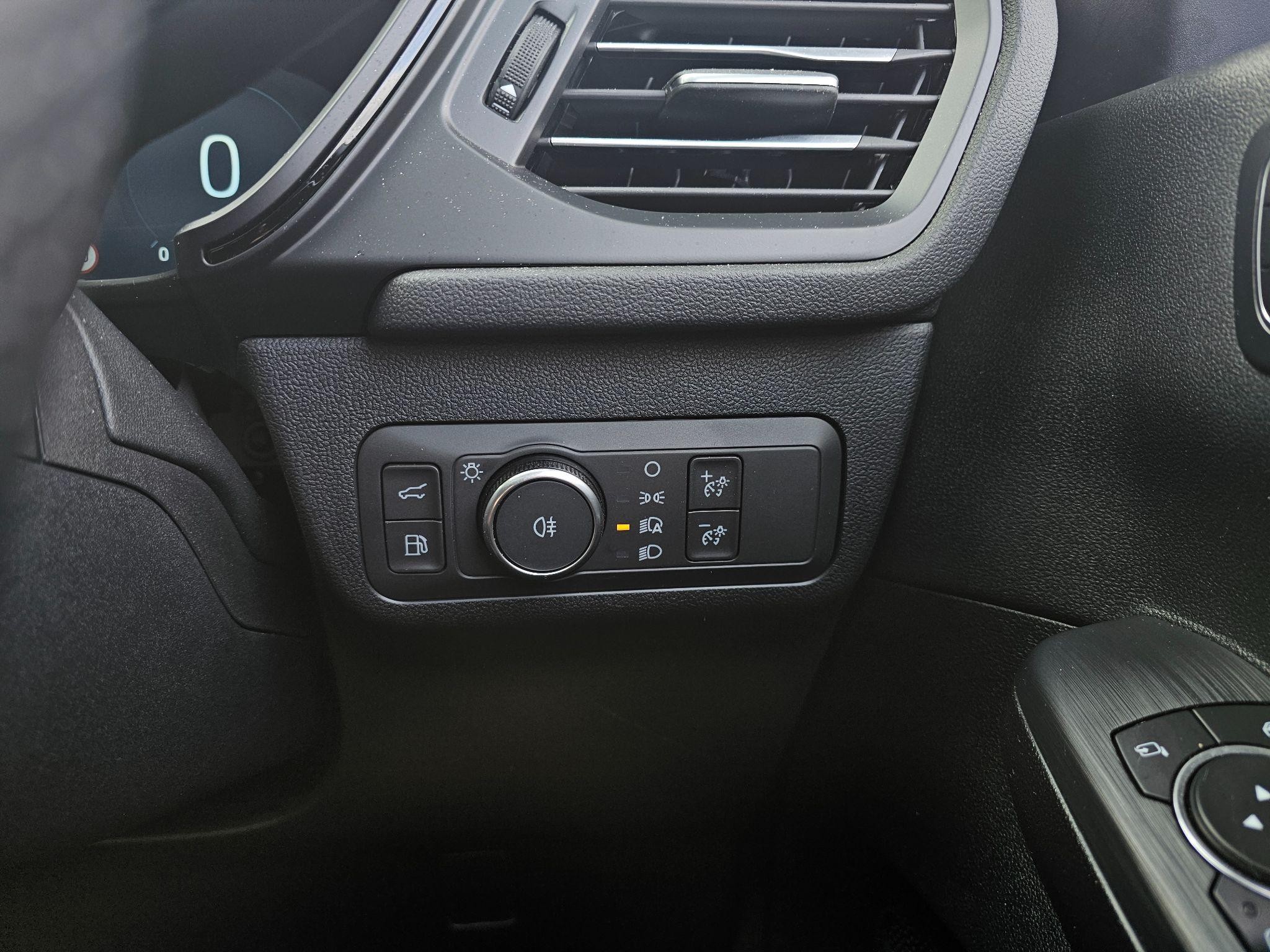Ford Kuga Image 20