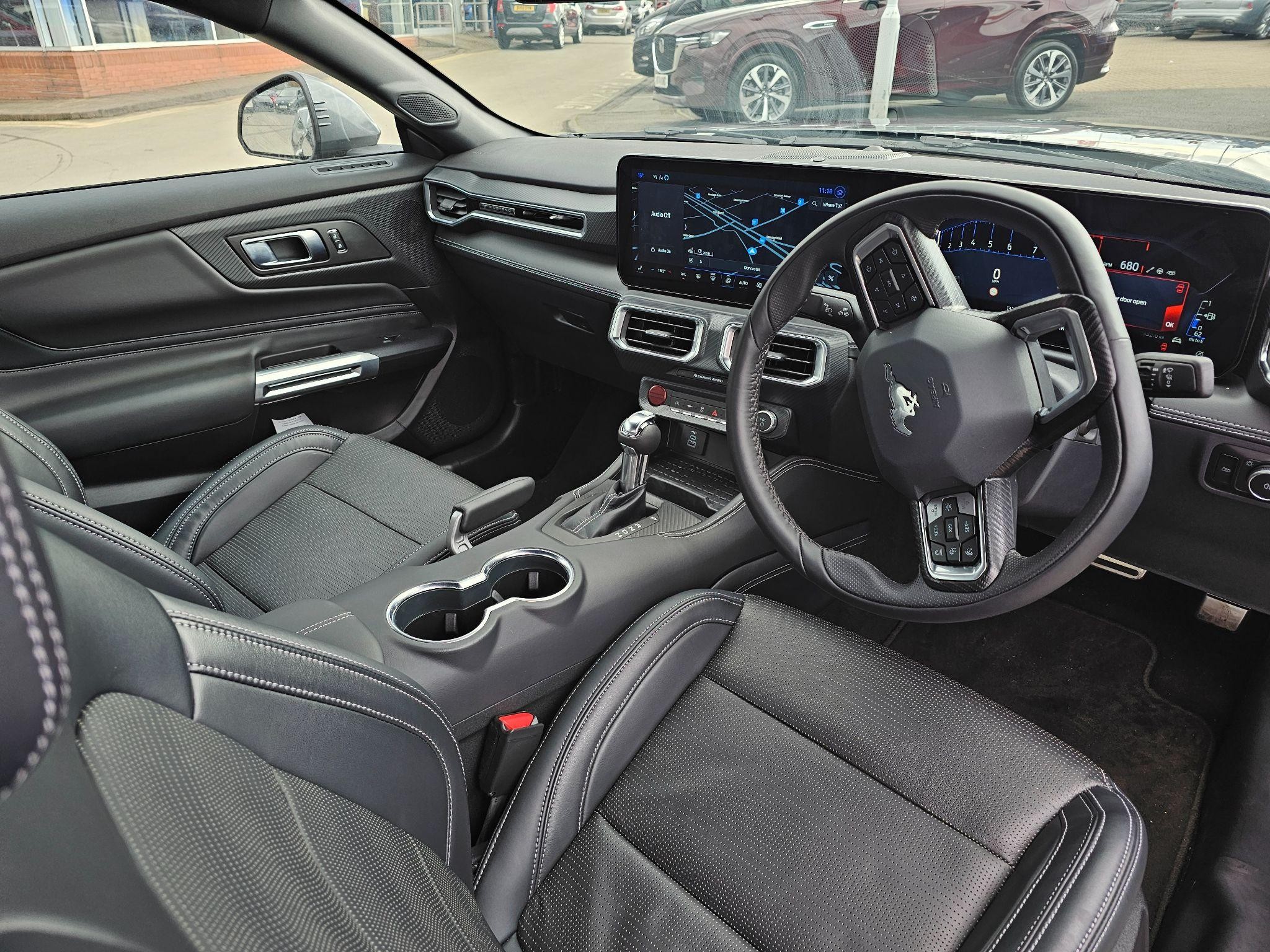 Ford Mustang Image 12