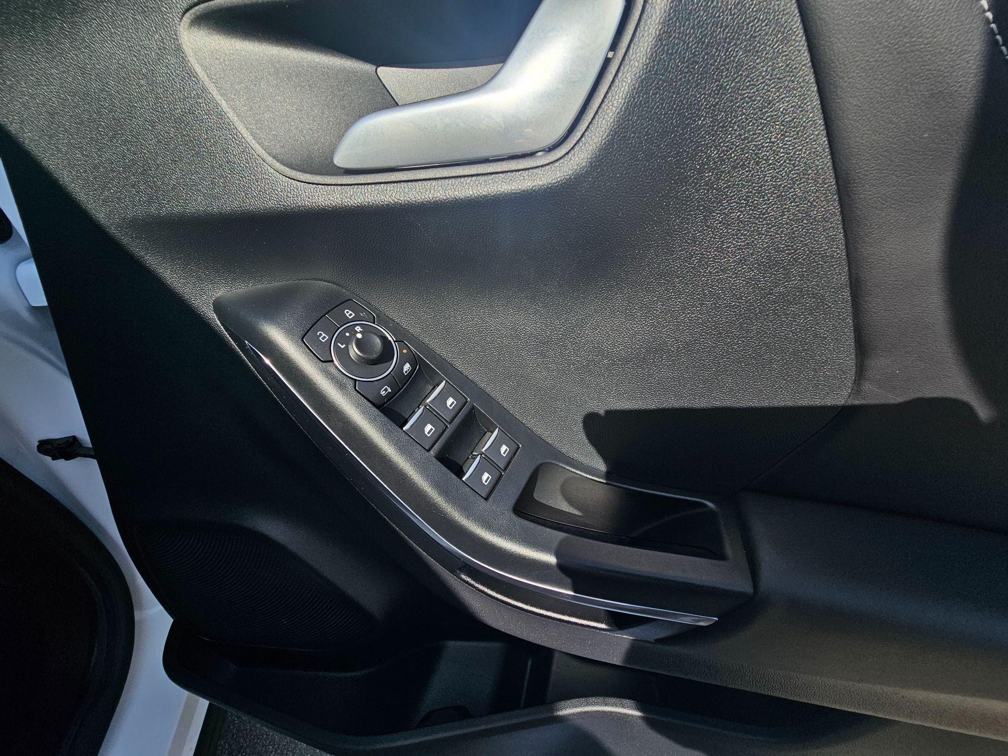 Ford Puma Image 17