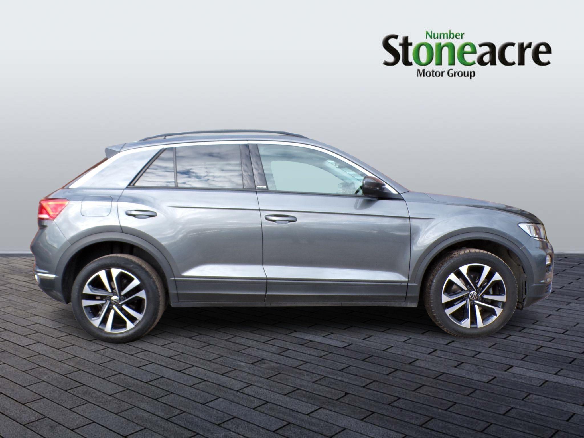 Volkswagen T-Roc Image 8